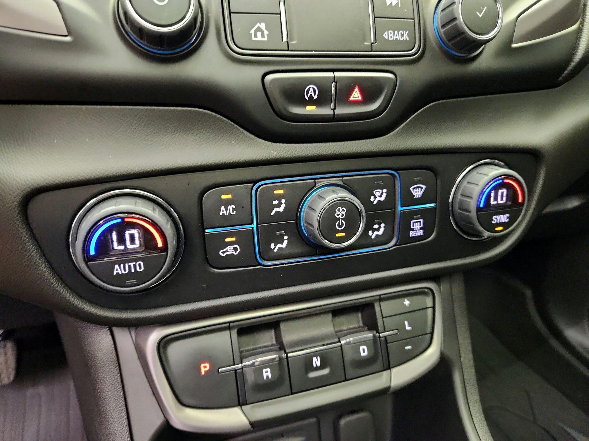 Thumbnail: 2023 GMC Terrain - 17