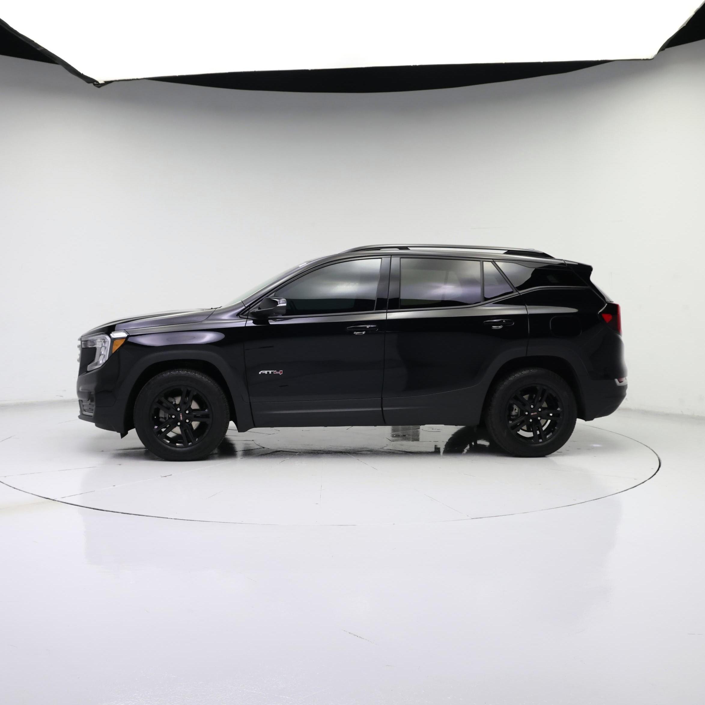 Thumbnail: 2023 GMC Terrain - 3