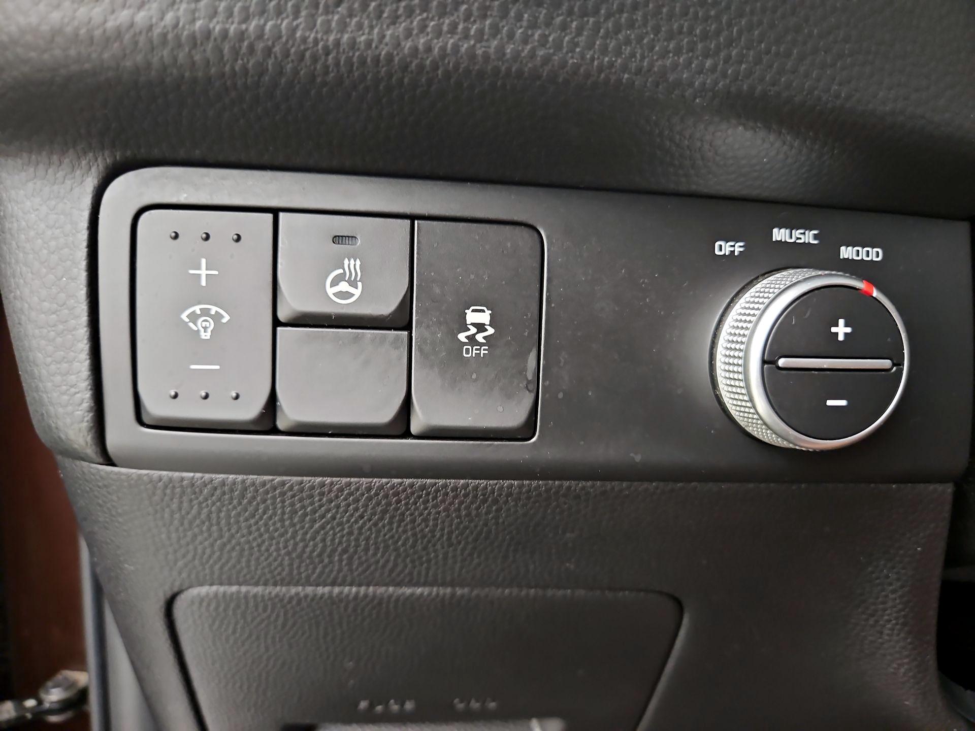 Thumbnail: 2017 Kia Soul - 13