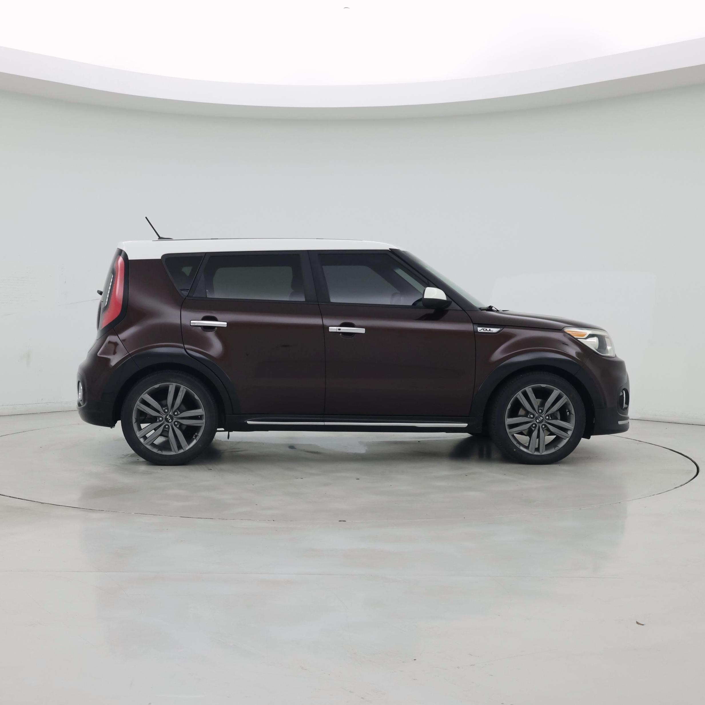 Thumbnail: 2017 Kia Soul - 7