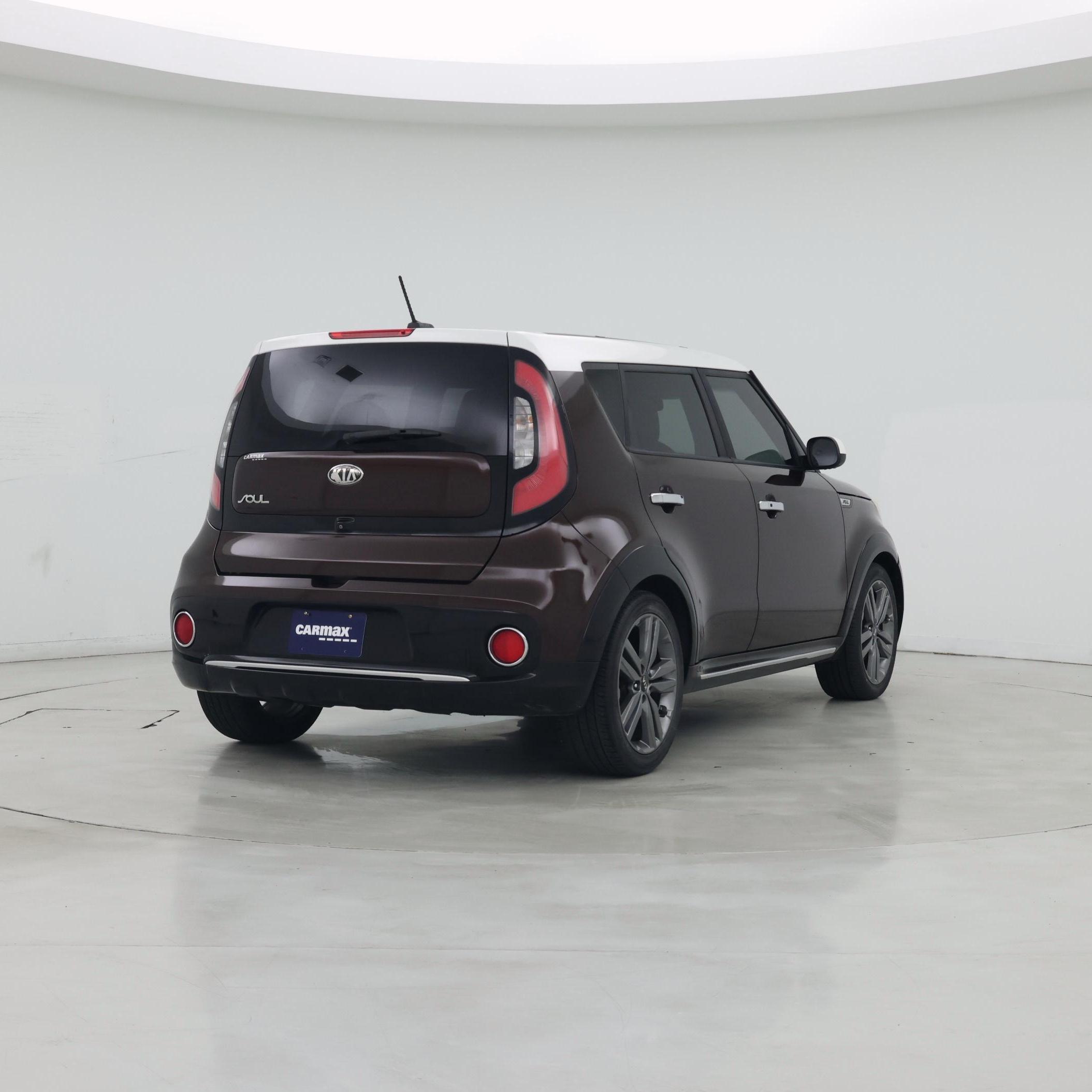 Thumbnail: 2017 Kia Soul - 8