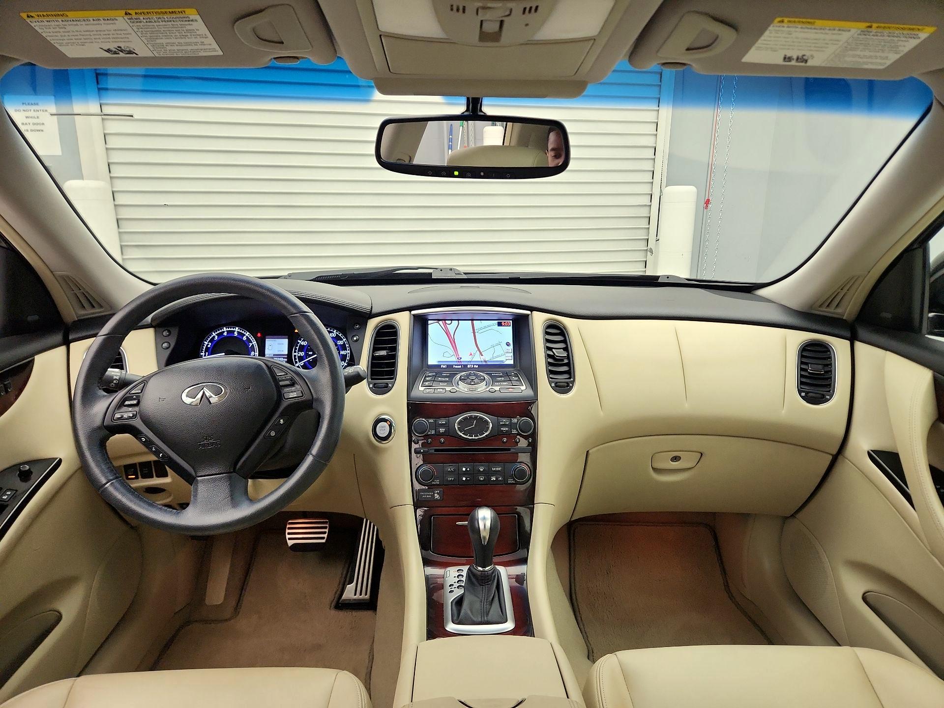 Thumbnail: 2016 INFINITI QX50 - 9