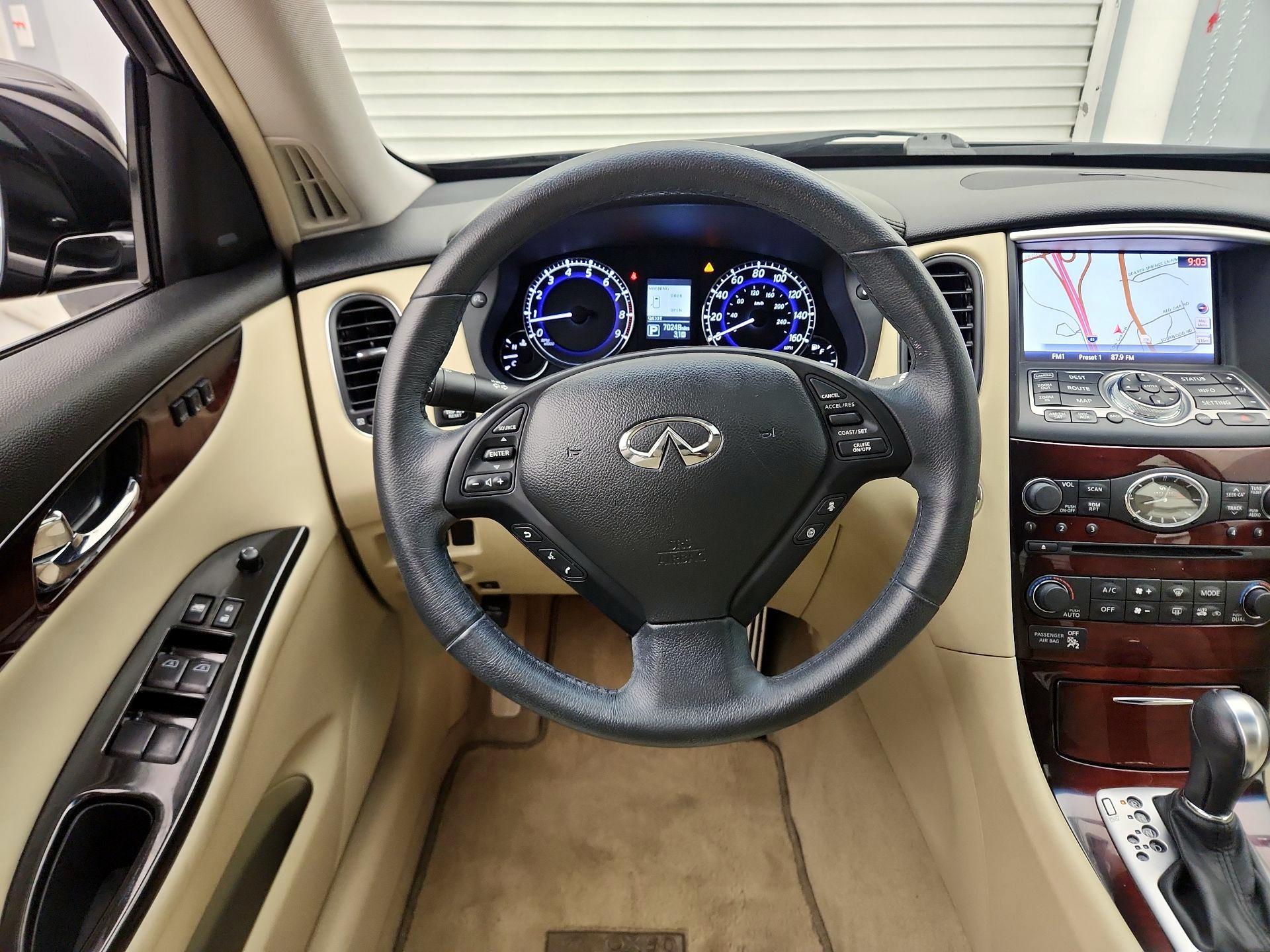 Thumbnail: 2016 INFINITI QX50 - 10