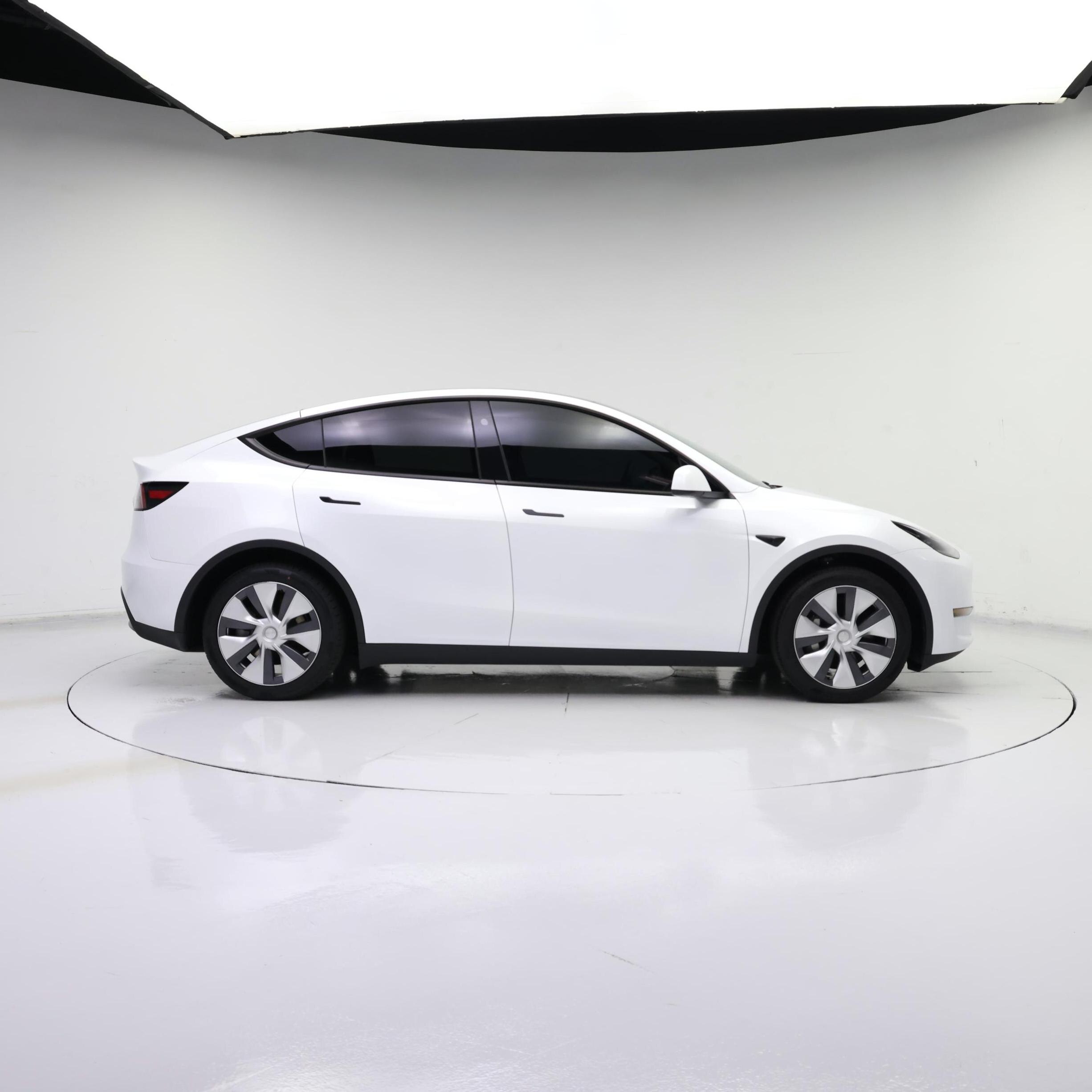 Thumbnail: 2024 Tesla Model Y - 7
