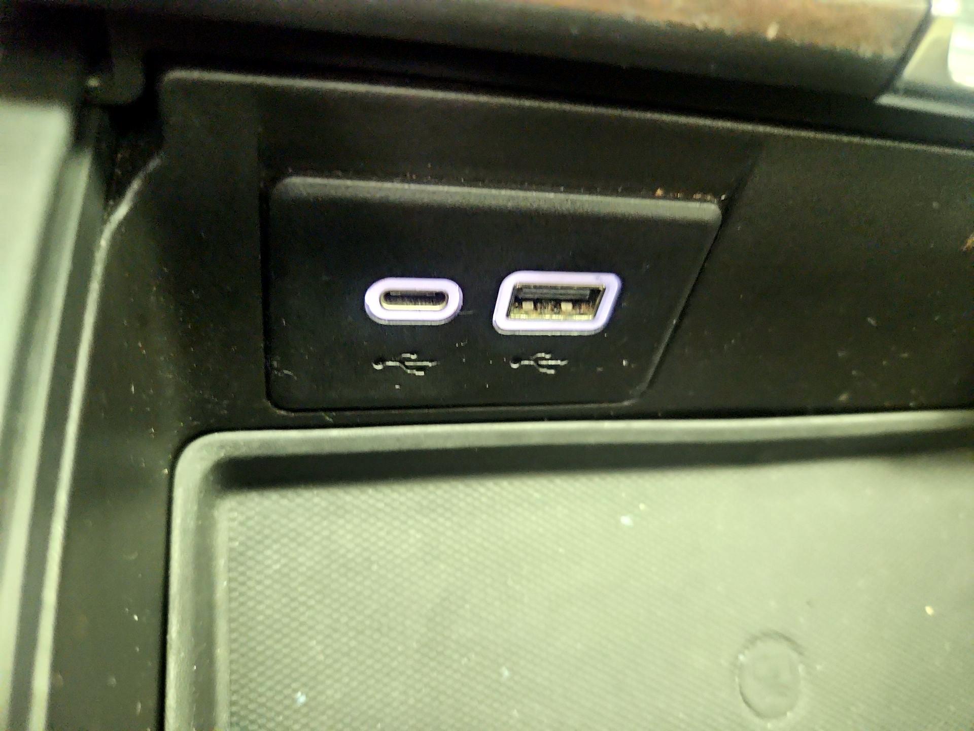 Thumbnail: 2021 GMC Yukon - 19