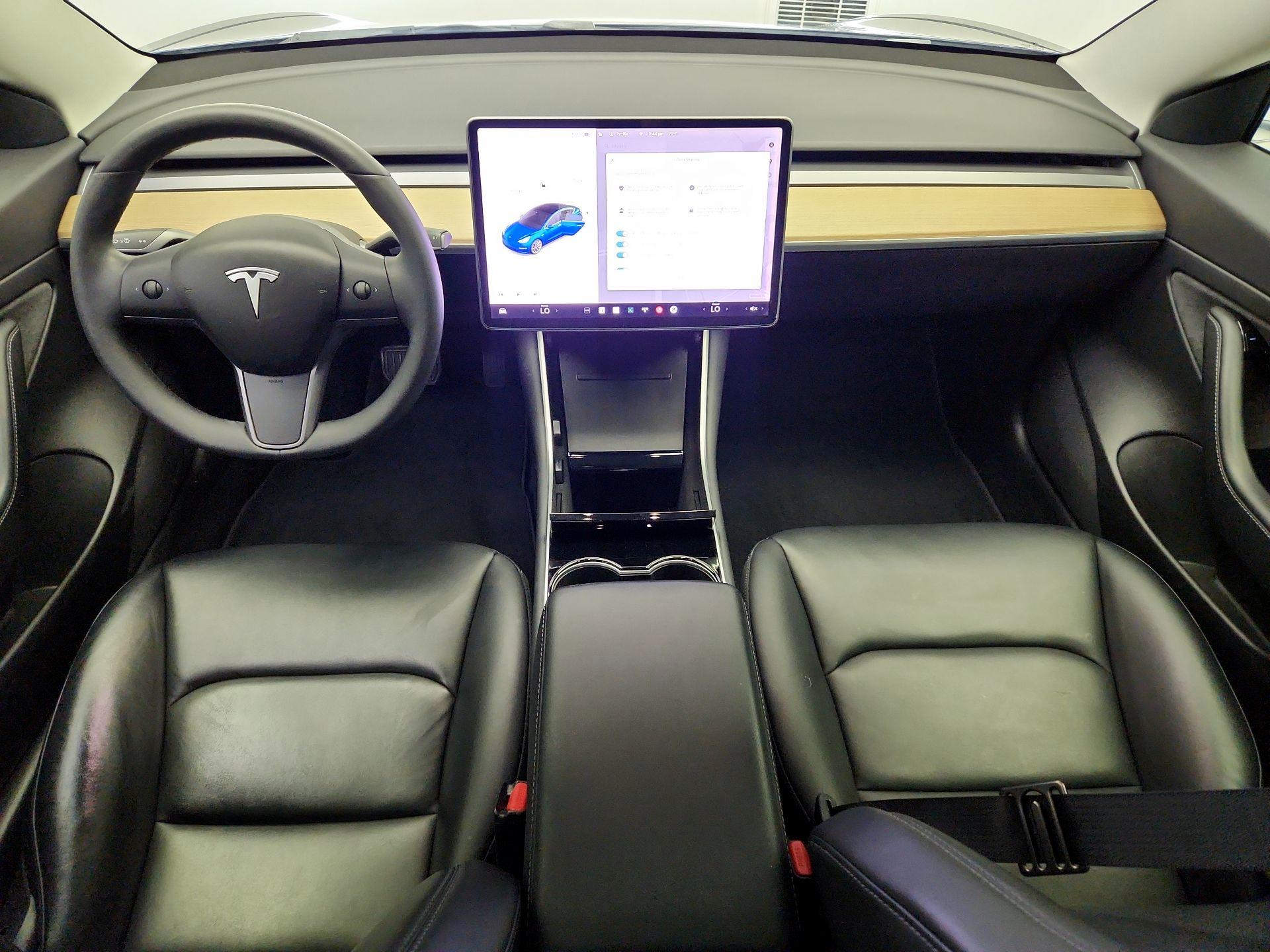 Thumbnail: 2020 Tesla Model 3 - 9