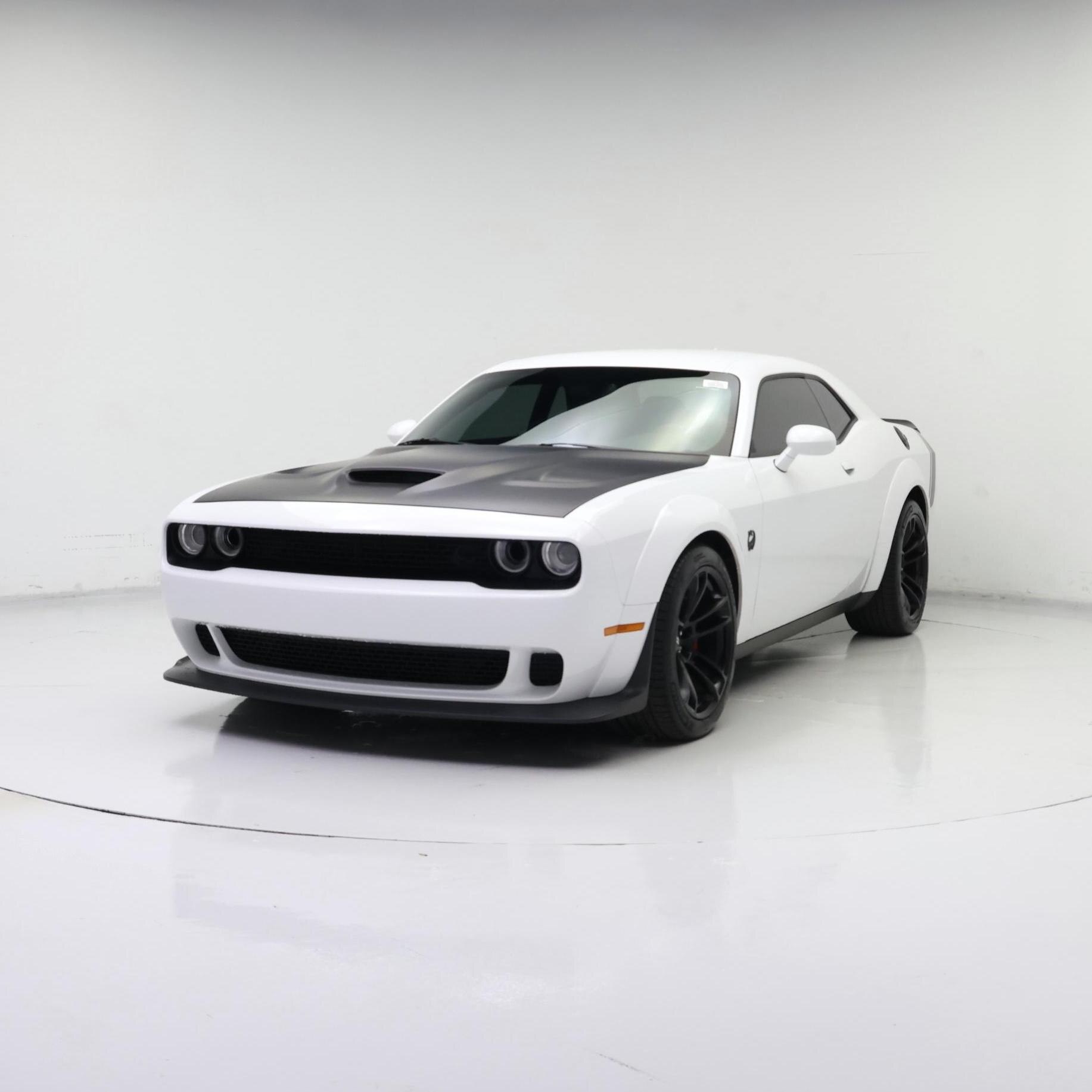 Thumbnail: 2022 Dodge Challenger - 4
