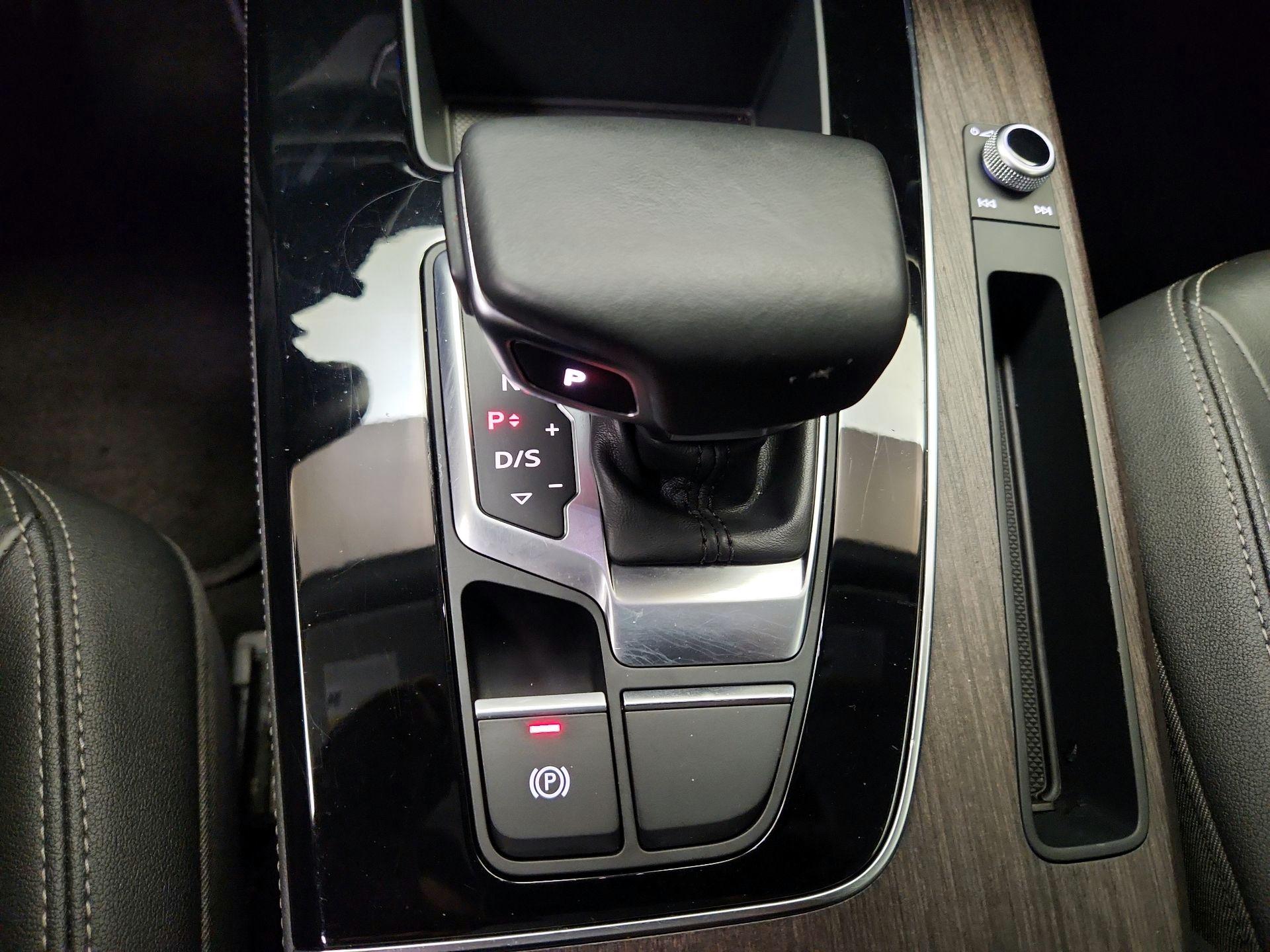 Thumbnail: 2023 Audi Q5 - 18