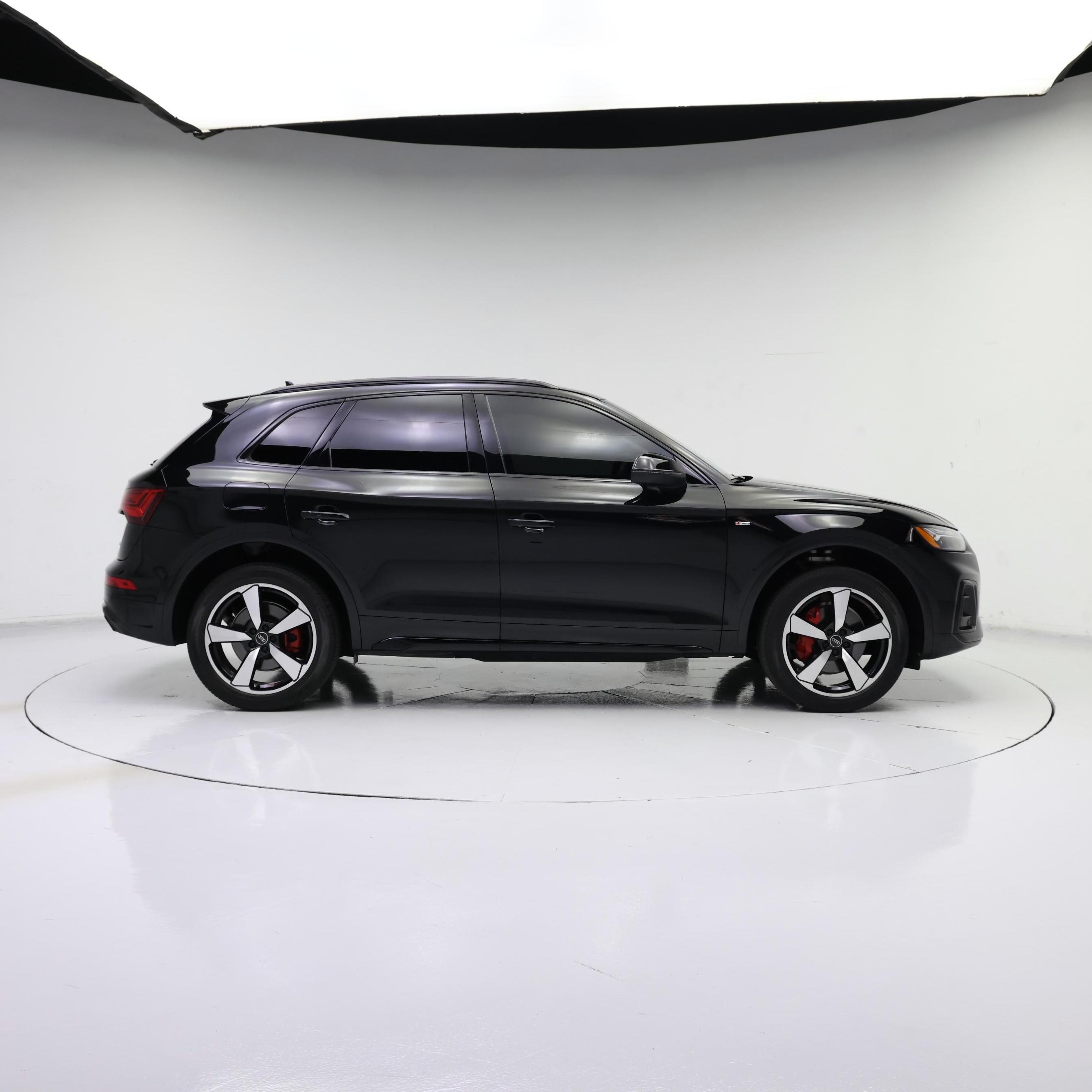 Thumbnail: 2023 Audi Q5 - 7