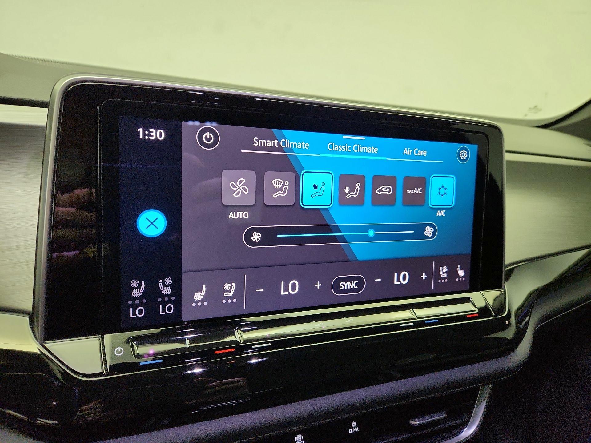 Thumbnail: 2025 Volkswagen Atlas - 16