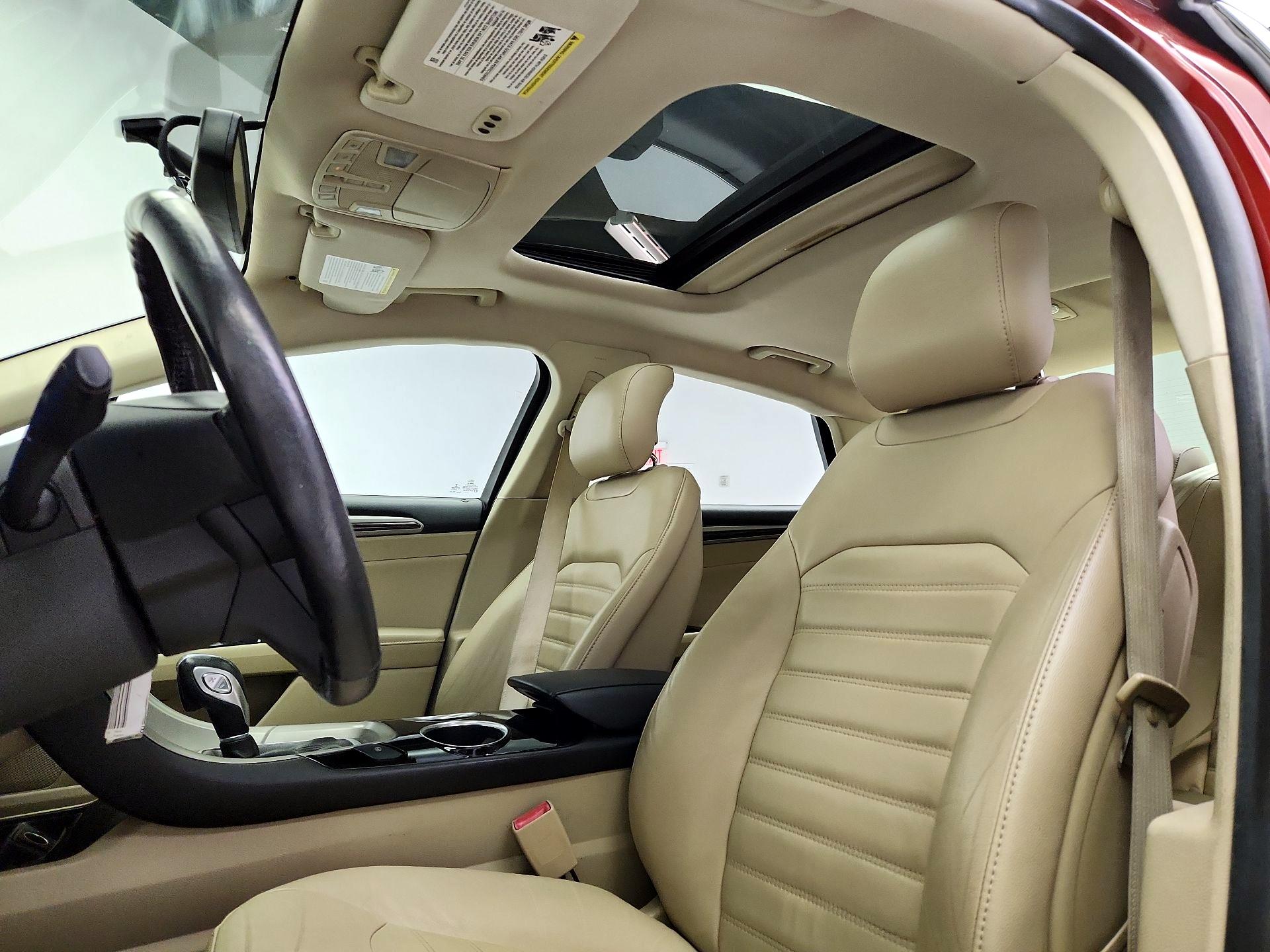 Thumbnail: 2014 Ford Fusion - 19