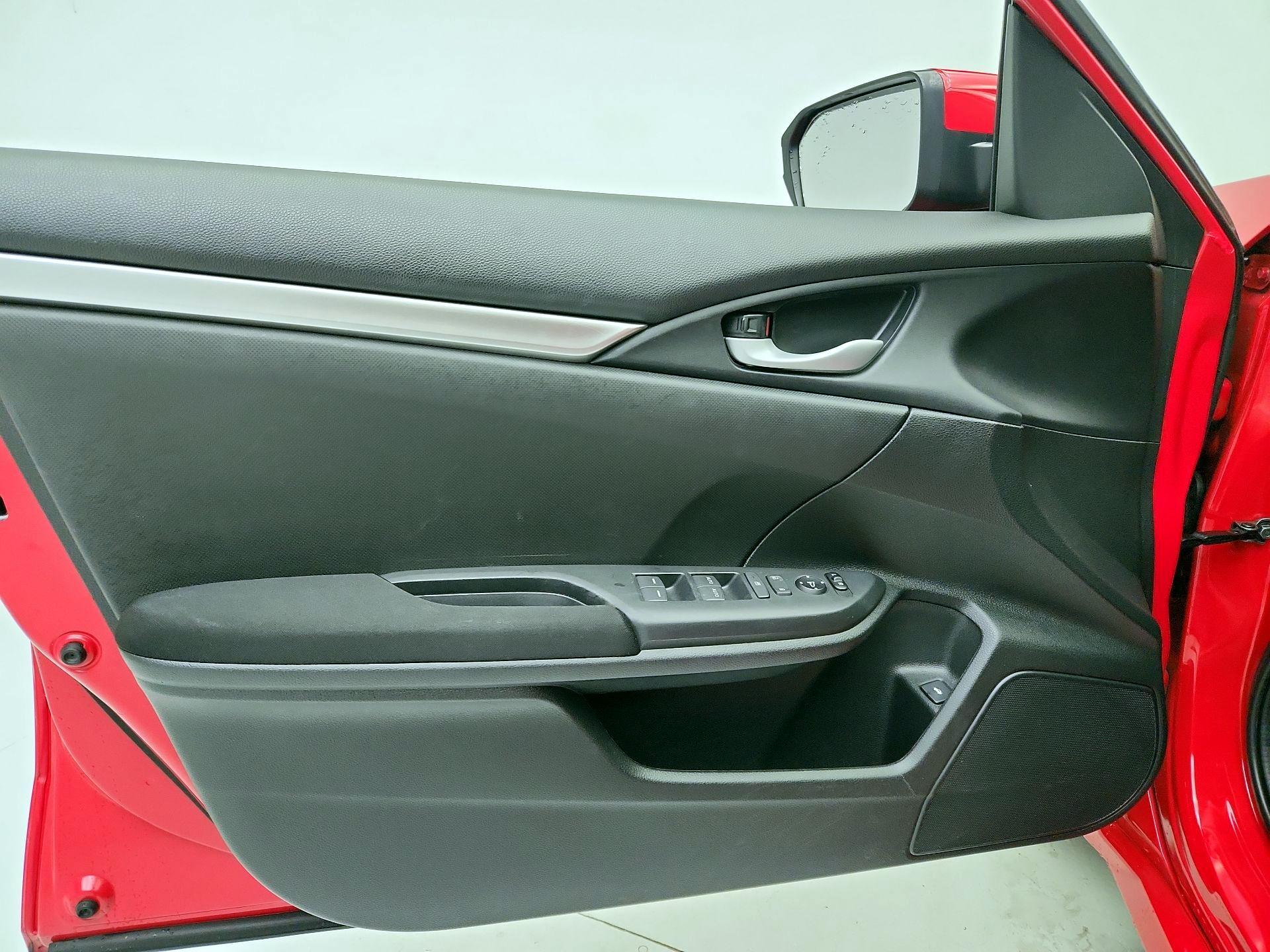 Thumbnail: 2018 Honda Civic - 12