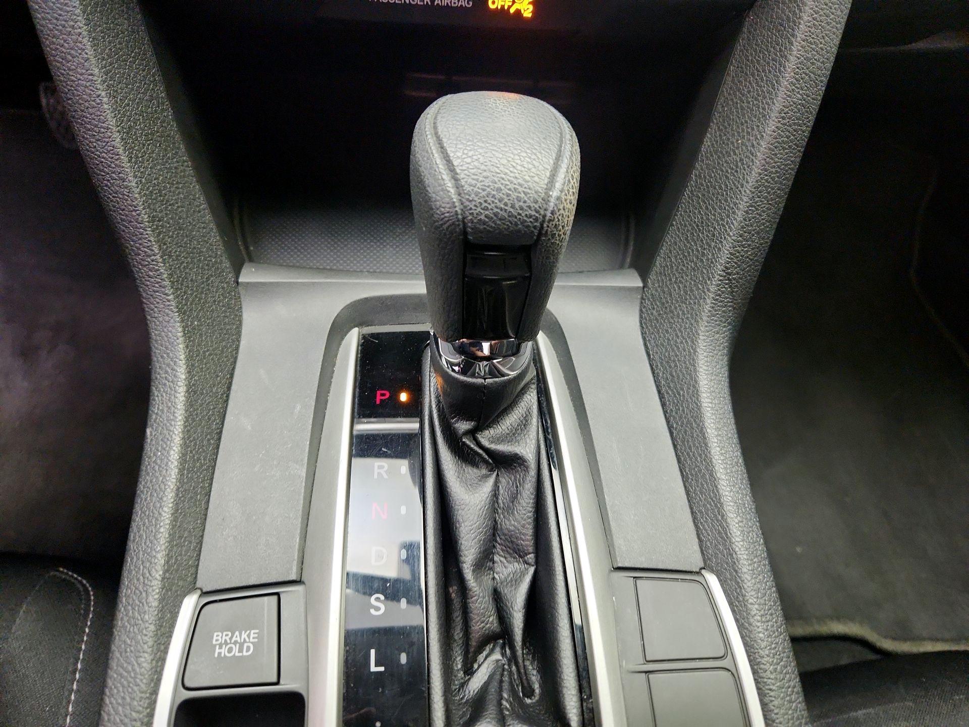 Thumbnail: 2018 Honda Civic - 17