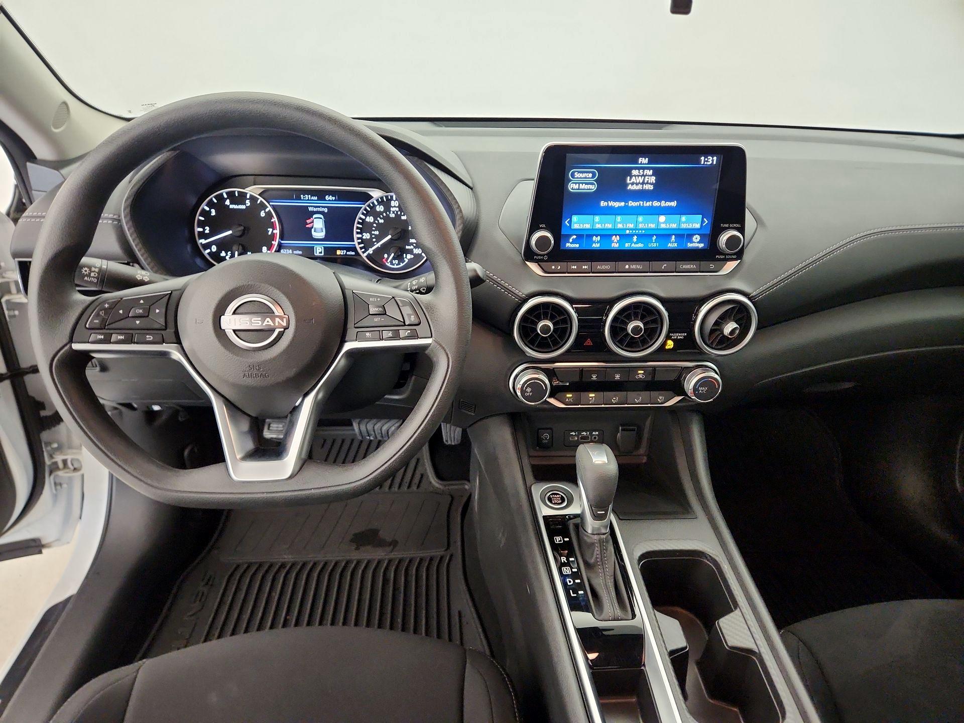 Thumbnail: 2025 Nissan Sentra - 9