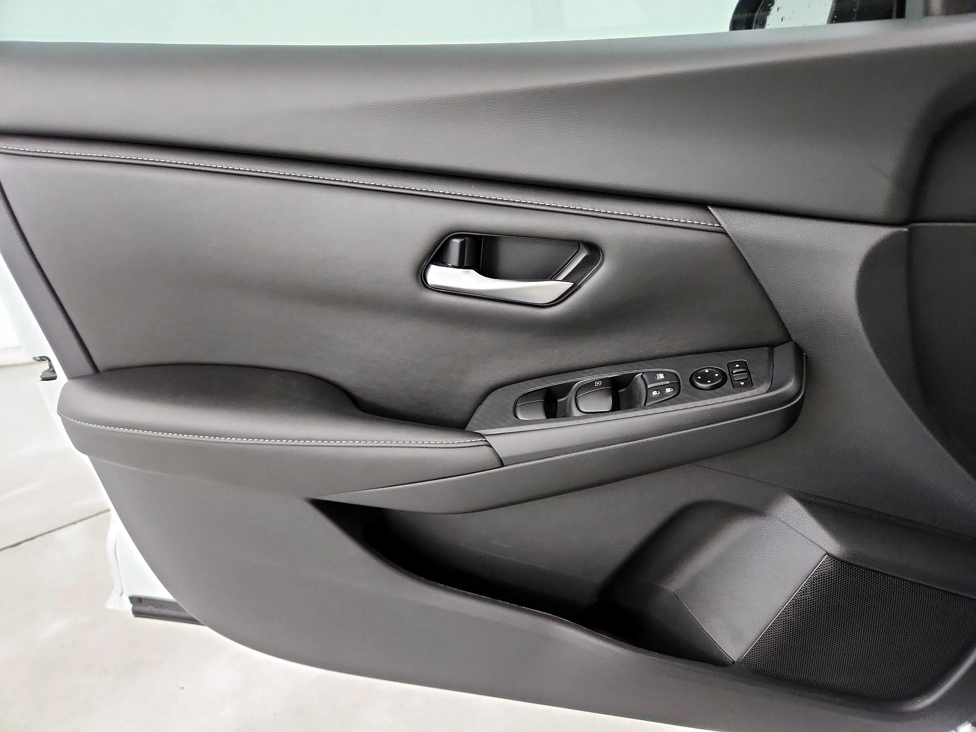 Thumbnail: 2025 Nissan Sentra - 12
