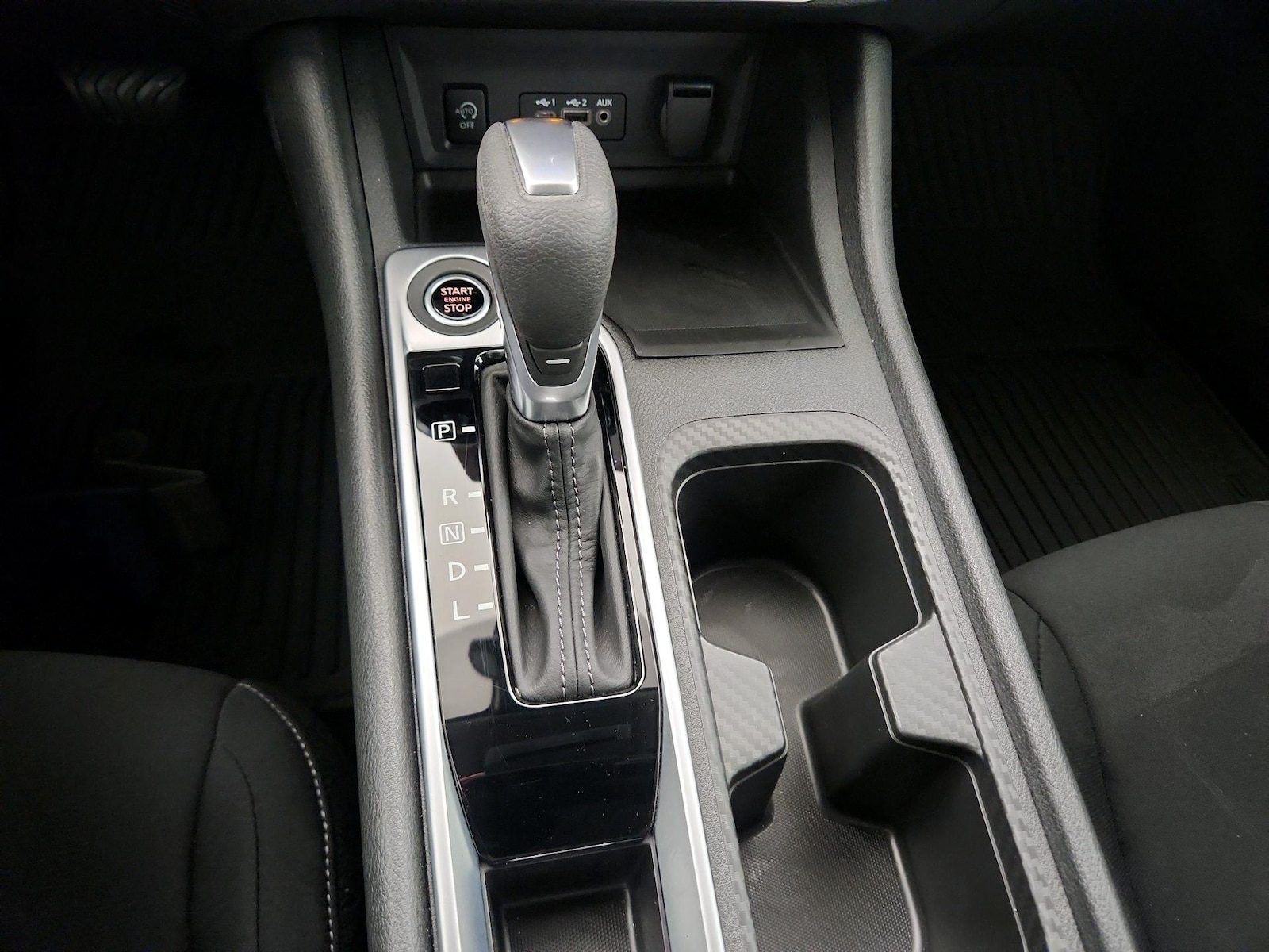 2025 Nissan Sentra SV - Photo 18