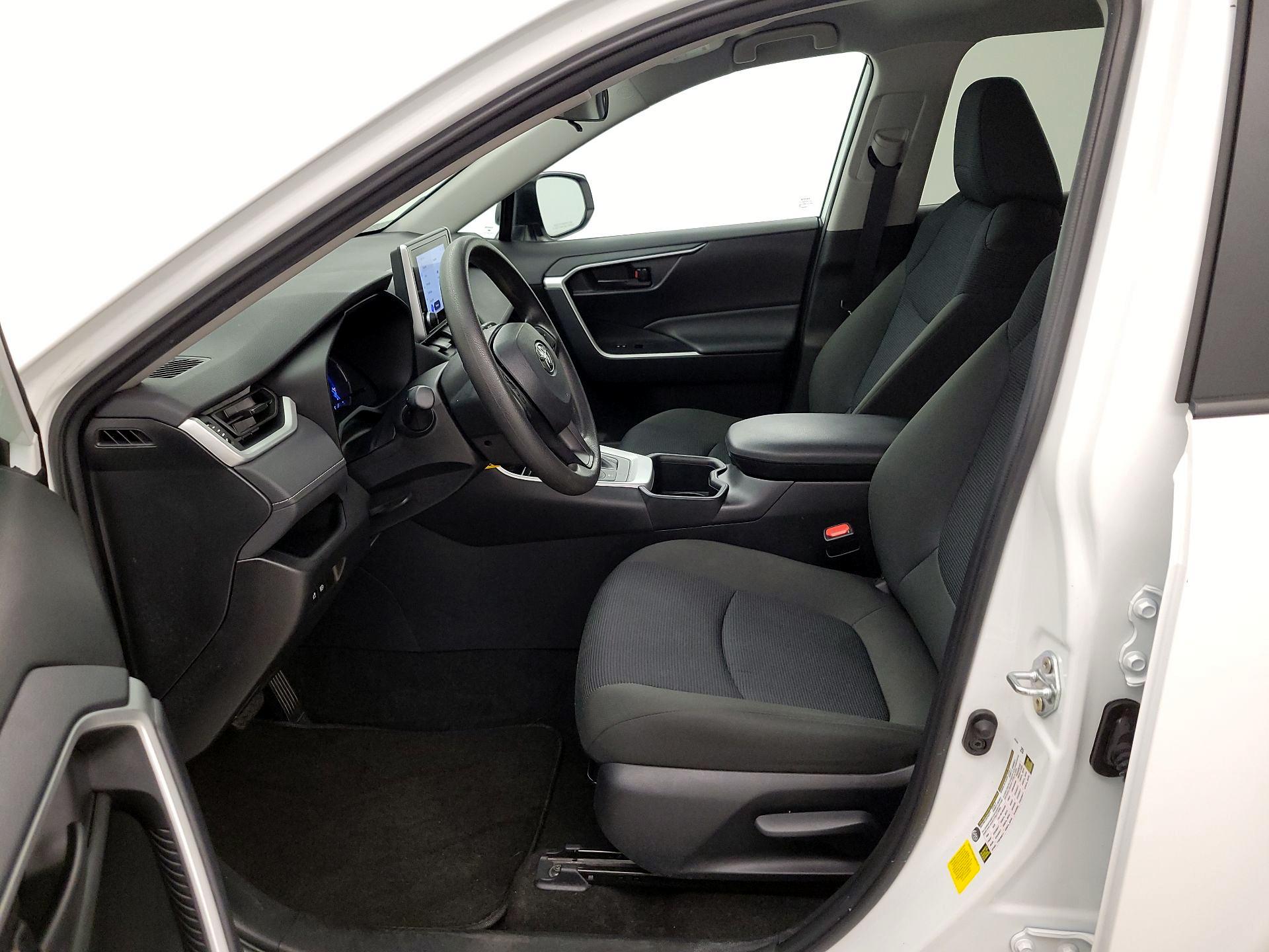 Thumbnail: 2025 Toyota RAV4 - 11