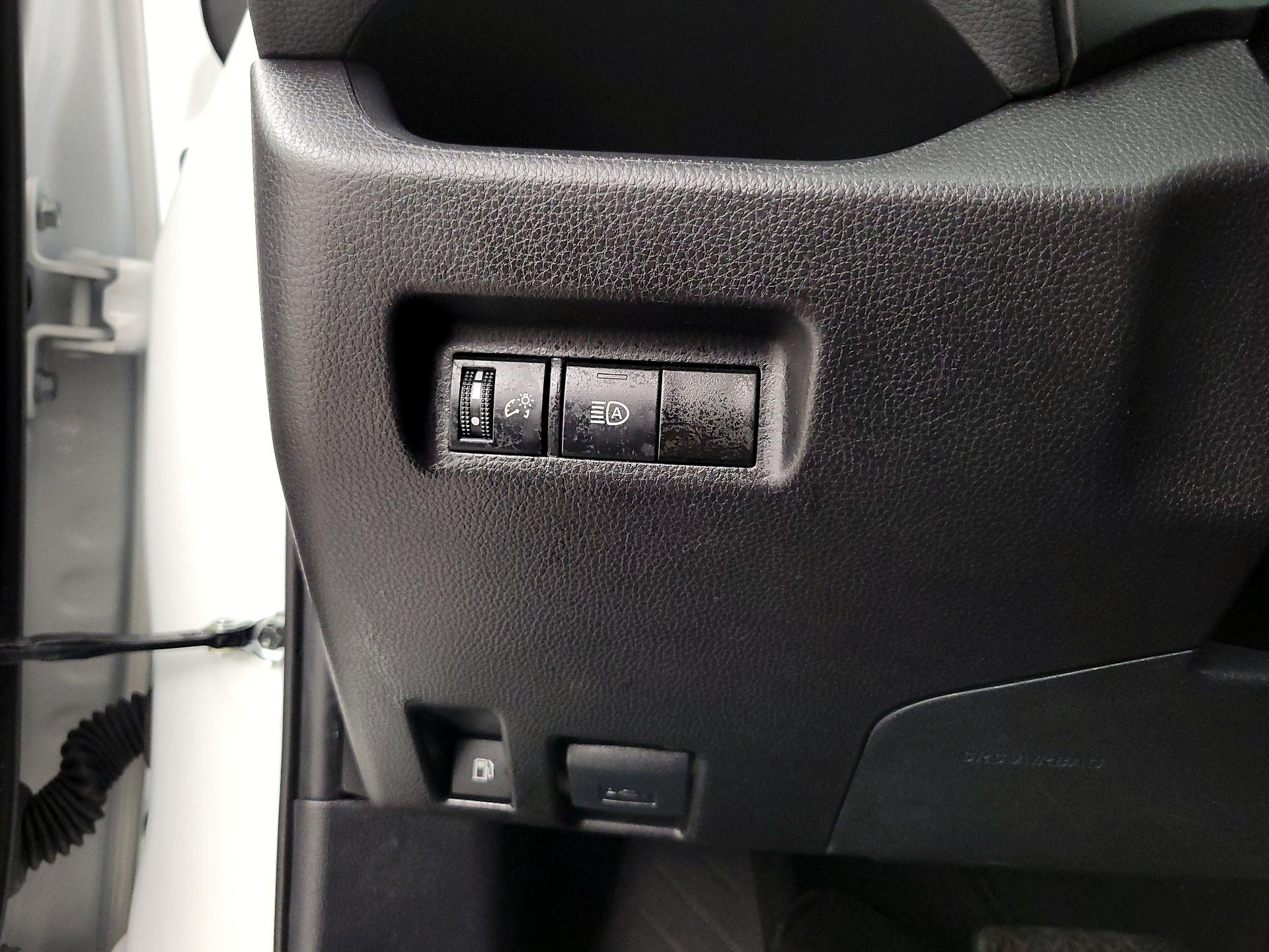 Thumbnail: 2025 Toyota RAV4 - 13