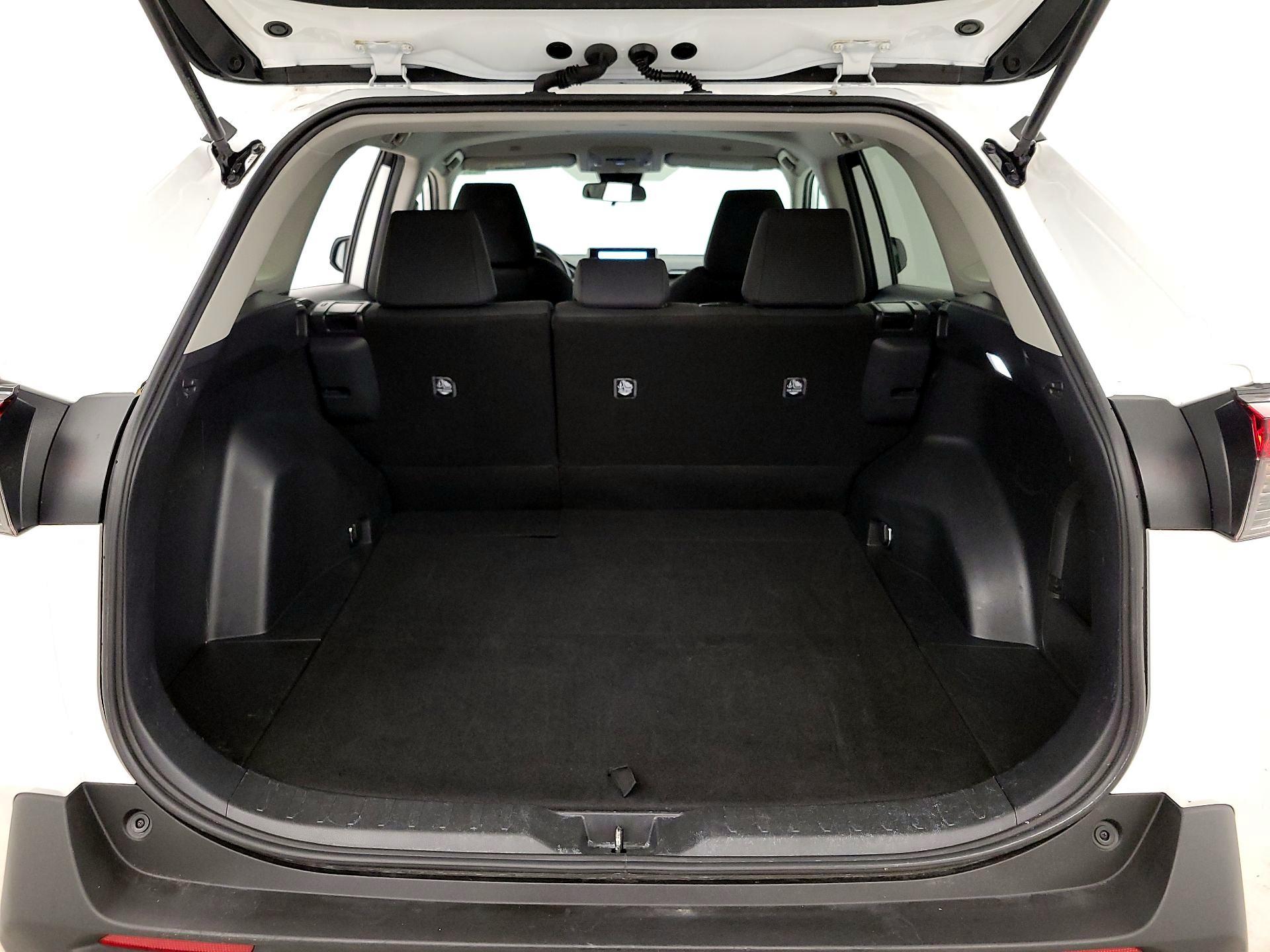 Thumbnail: 2025 Toyota RAV4 - 20