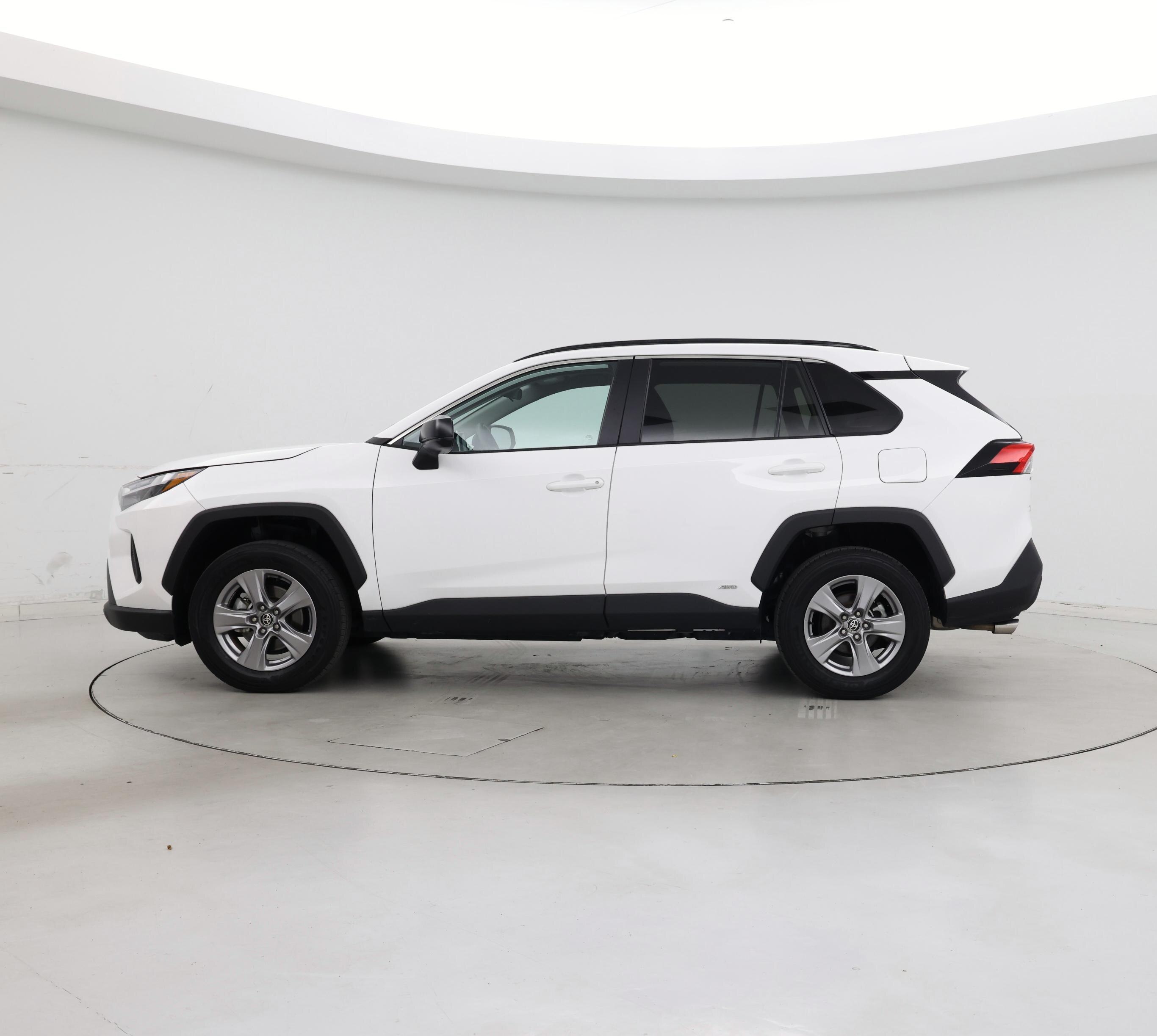 Thumbnail: 2025 Toyota RAV4 - 3