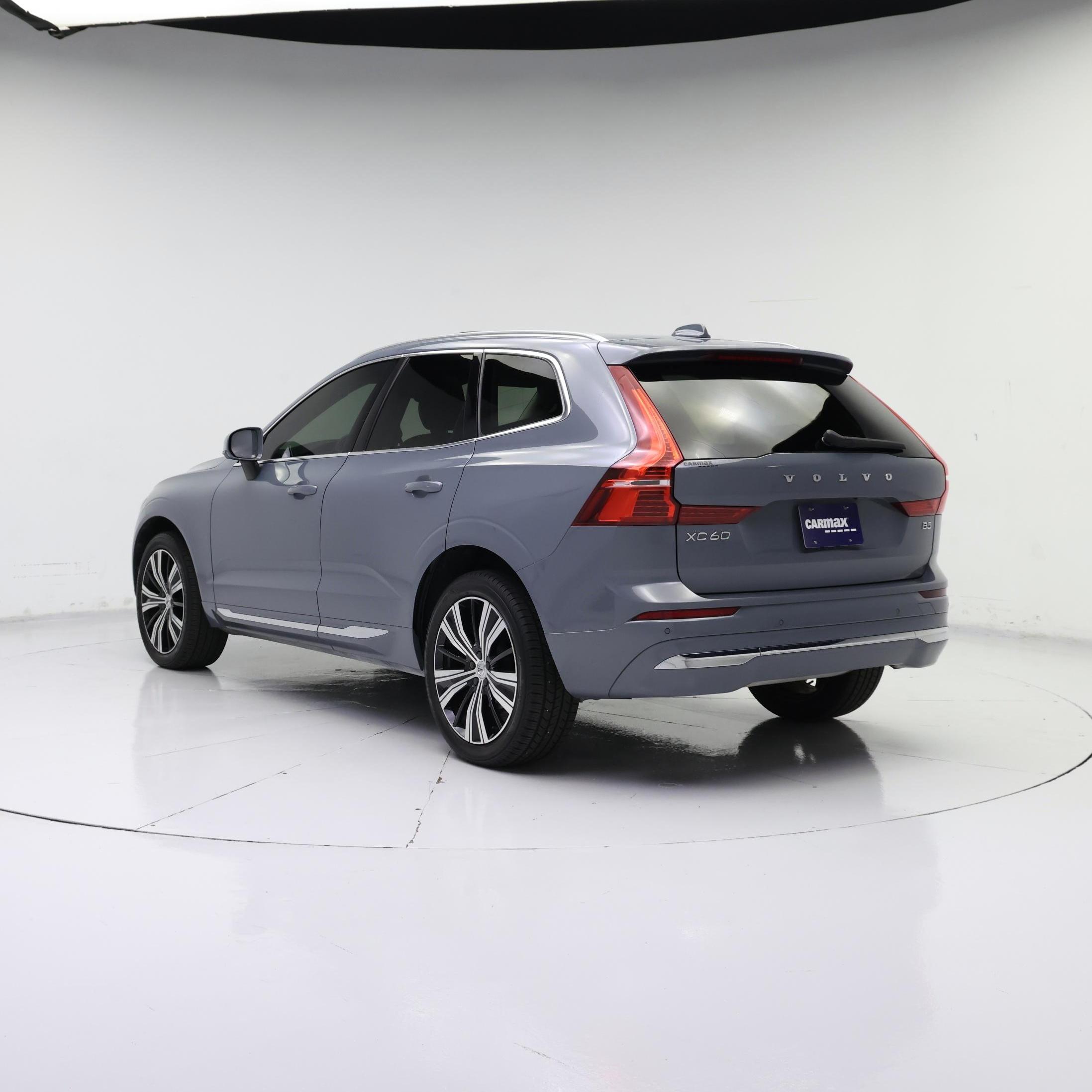 Thumbnail: 2022 Volvo XC60 - 2