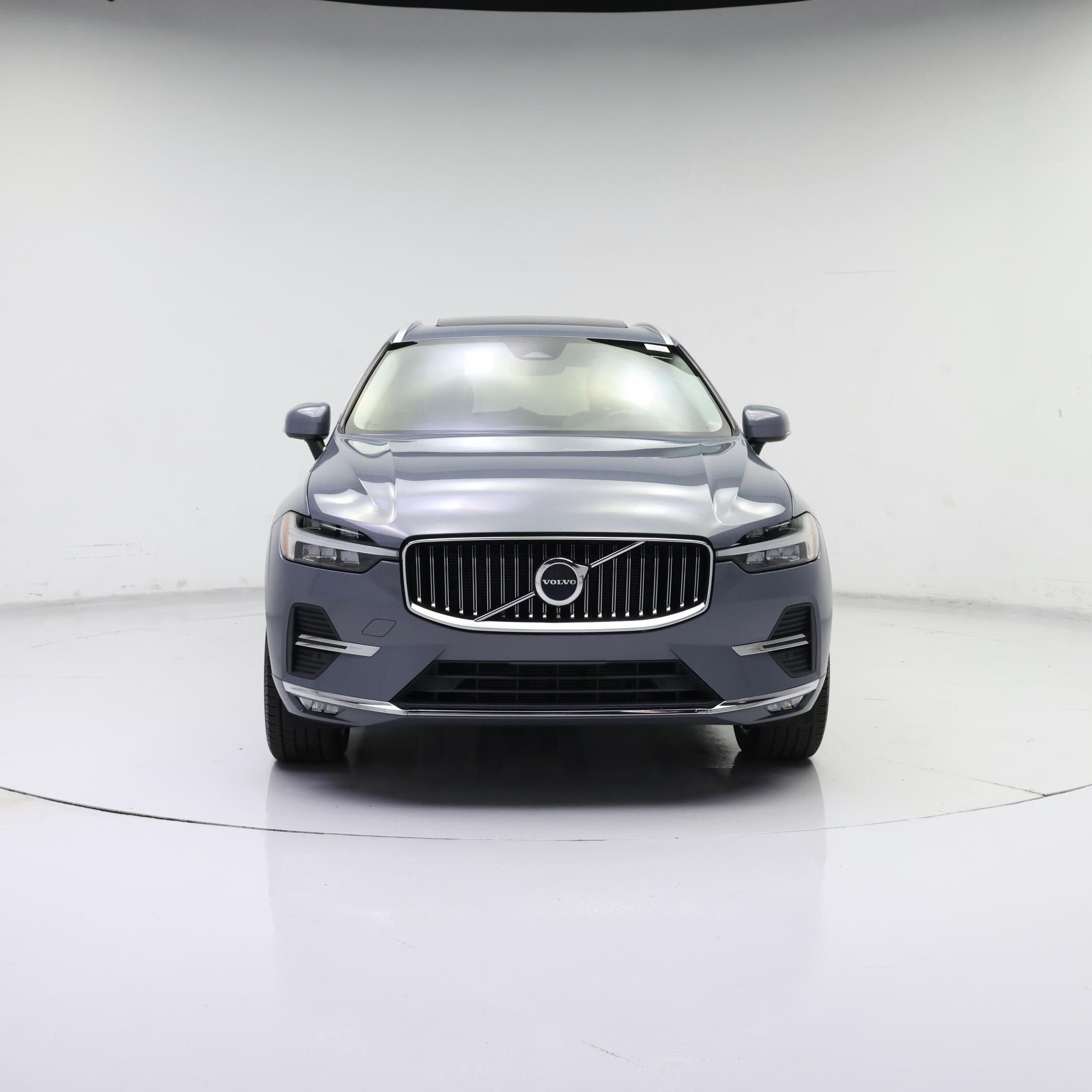 Thumbnail: 2022 Volvo XC60 - 5