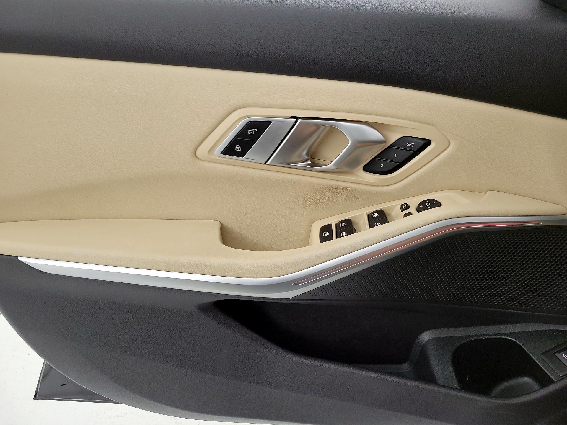 Thumbnail: 2022 BMW 3 Series - 12