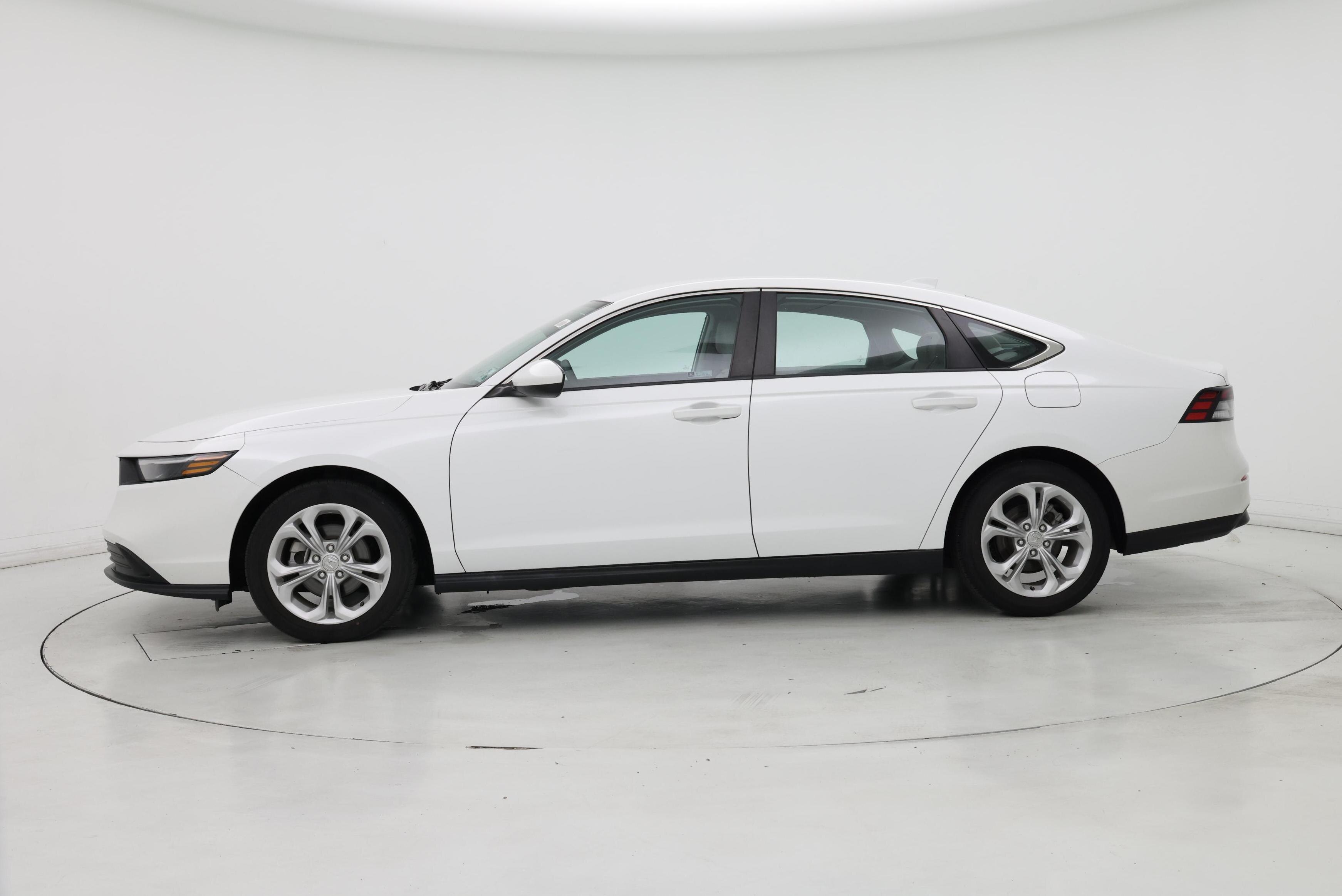 Thumbnail: 2023 Honda Accord - 3