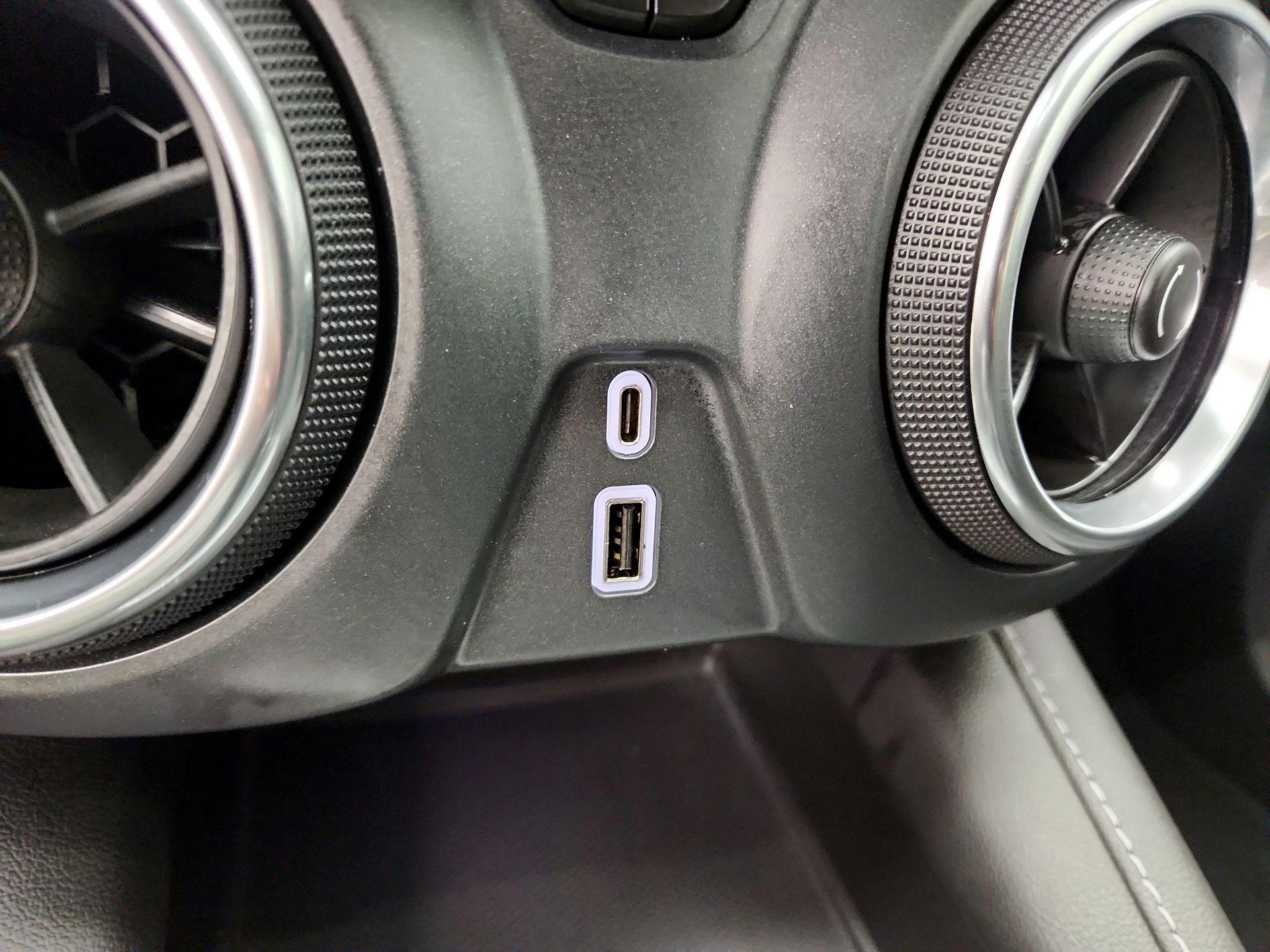 Thumbnail: 2023 Chevrolet Blazer - 18