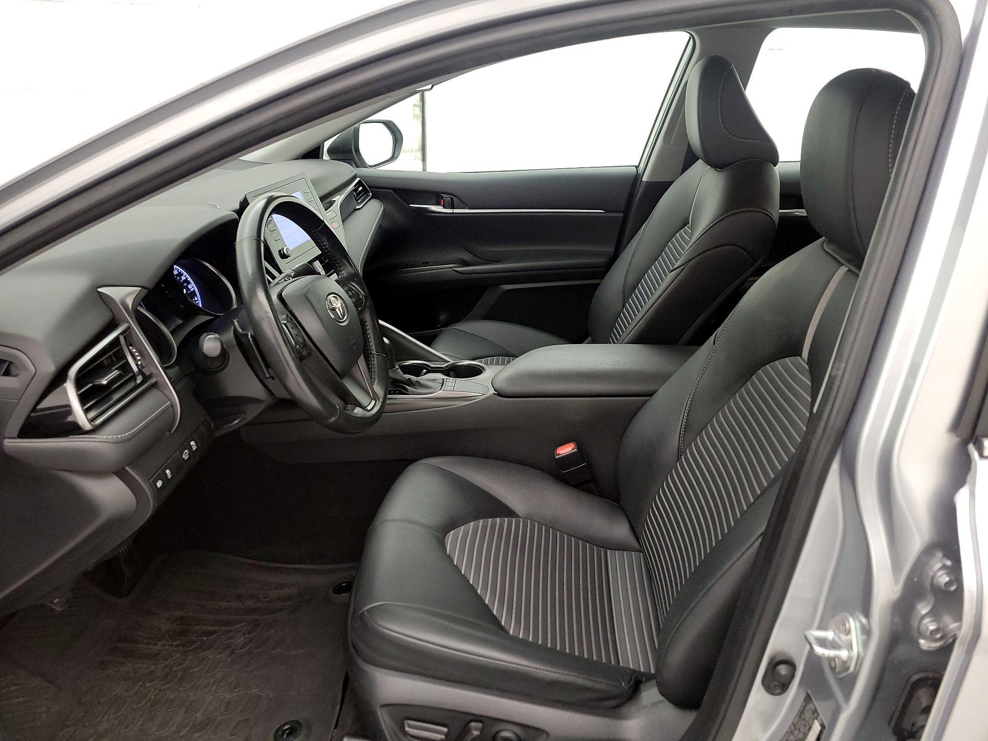 Thumbnail: 2023 Toyota Camry - 11