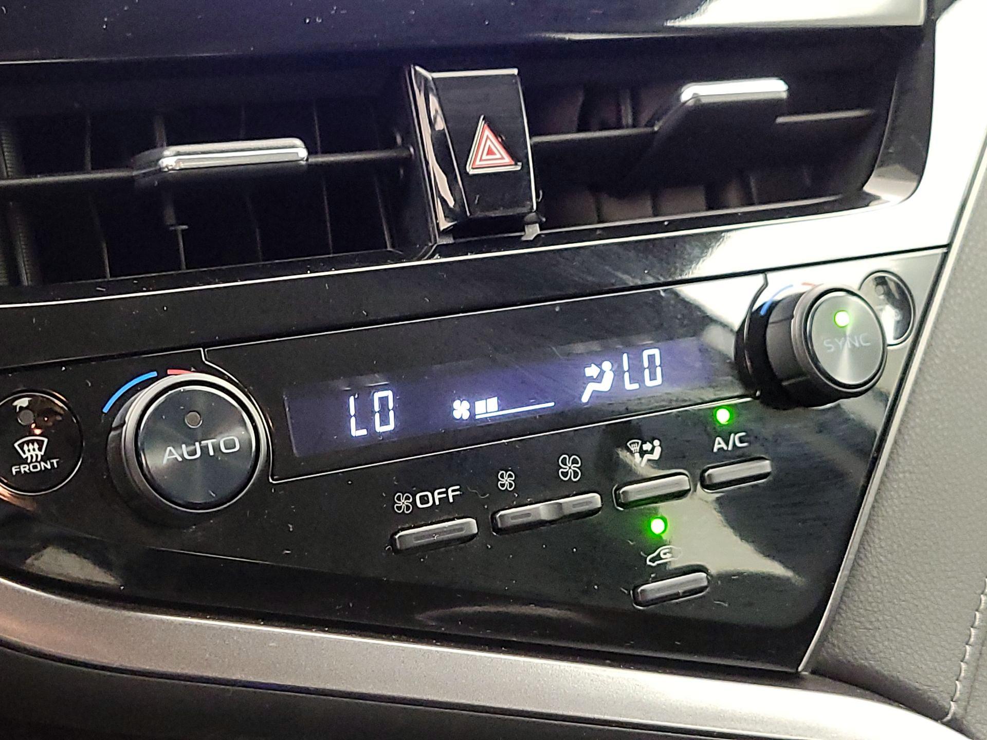 Thumbnail: 2023 Toyota Camry - 16