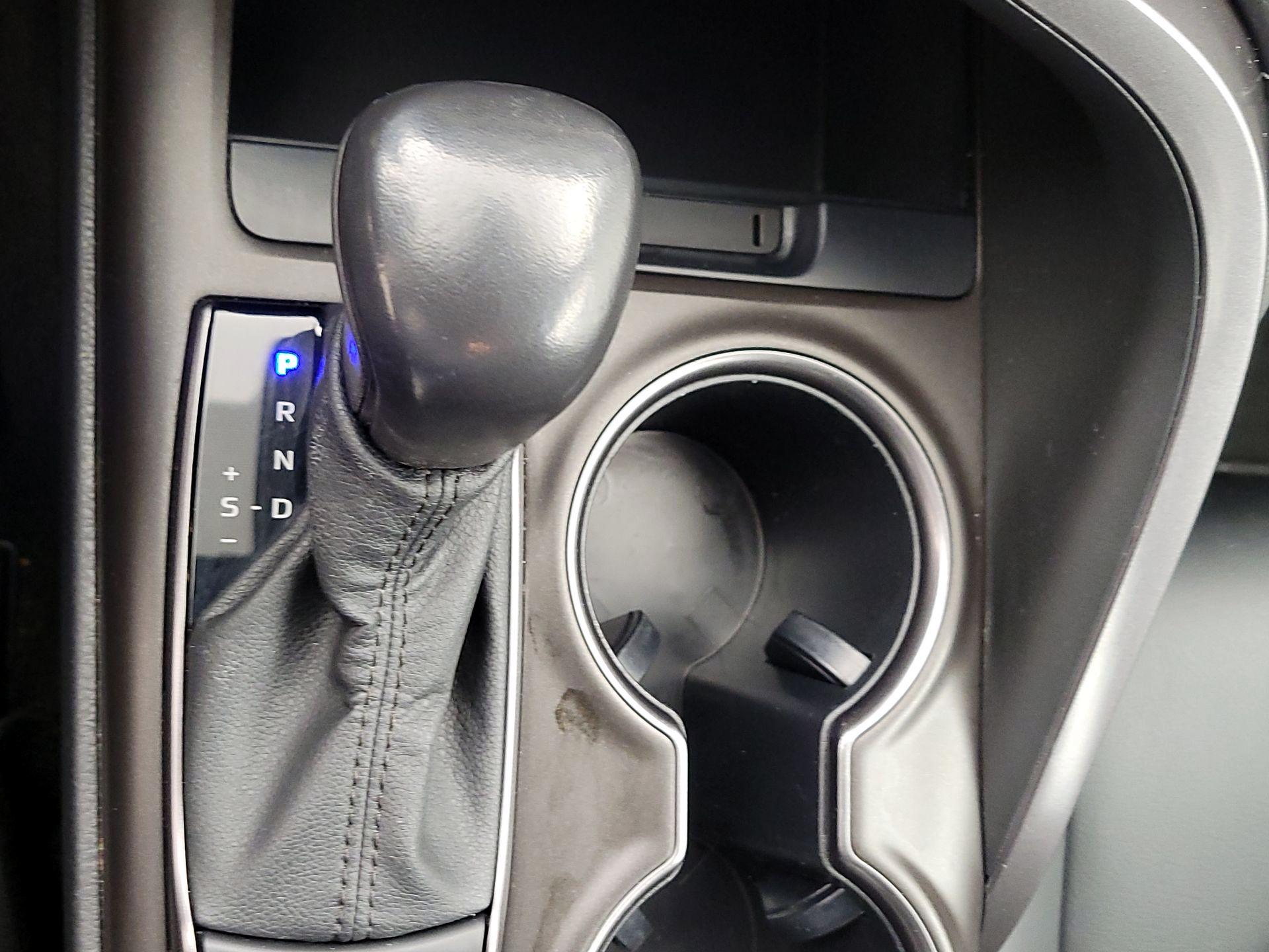 Thumbnail: 2023 Toyota Camry - 17