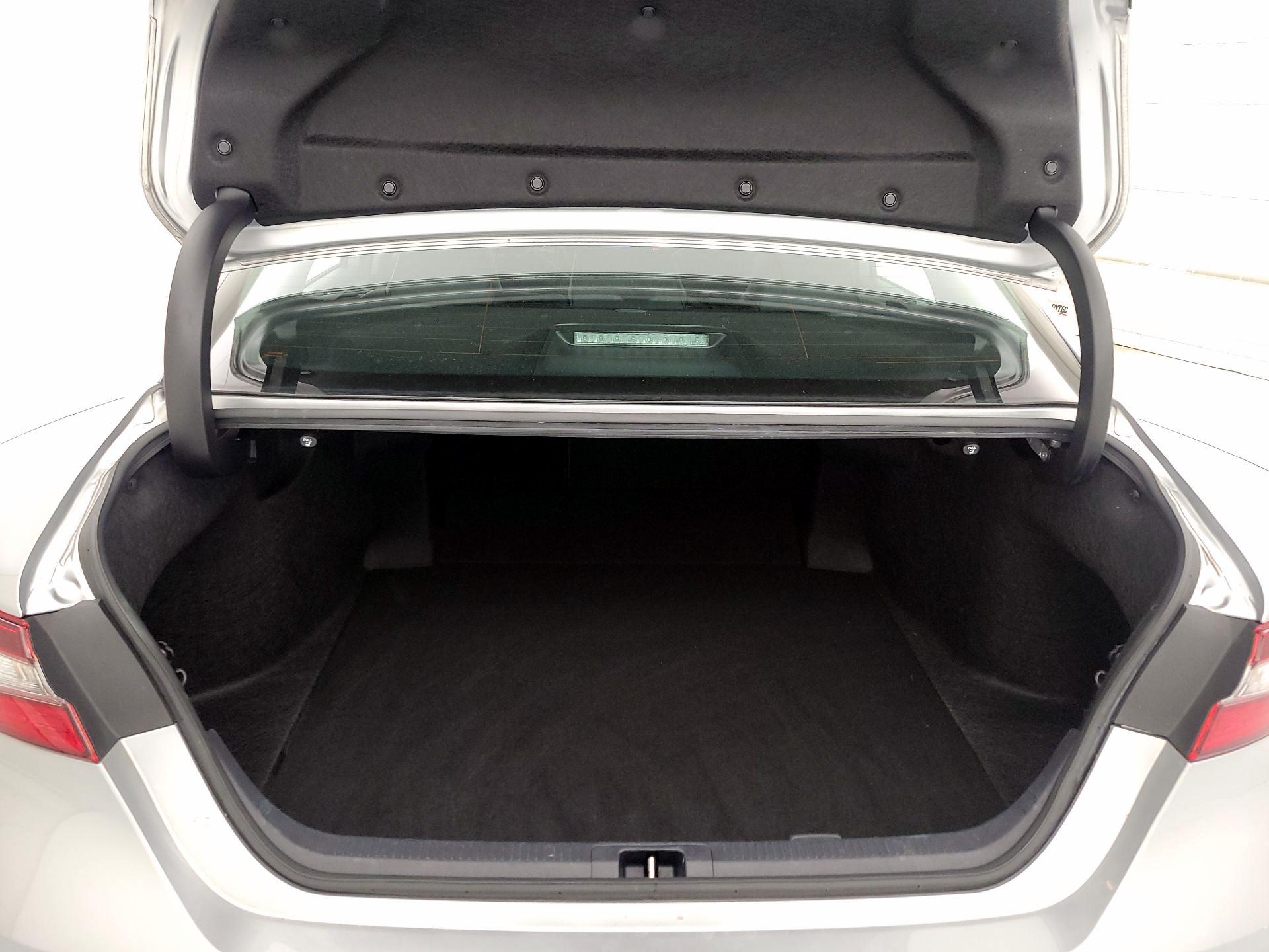 Thumbnail: 2023 Toyota Camry - 20