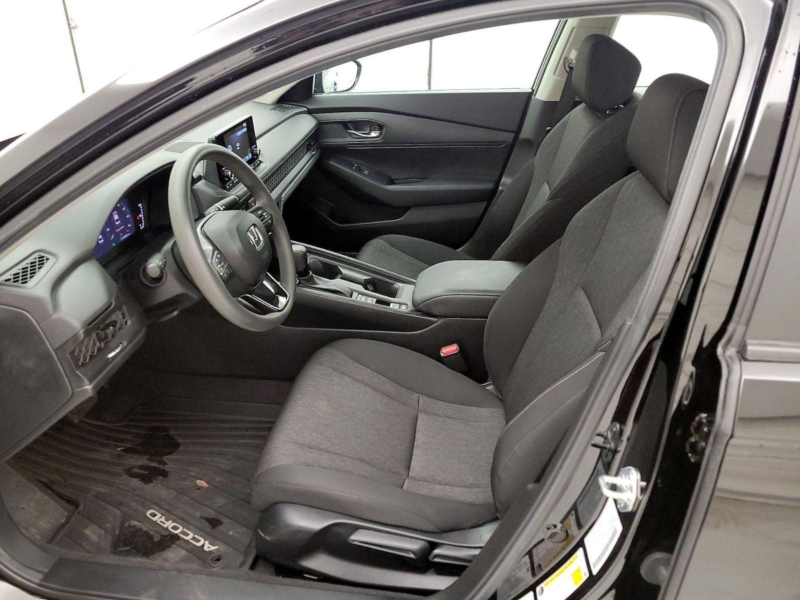 2025 Honda Accord LX - Photo 12