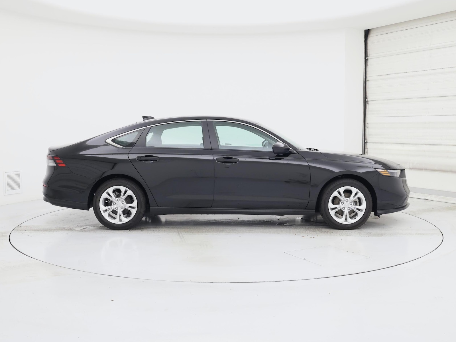 2025 Honda Accord LX - Photo 8