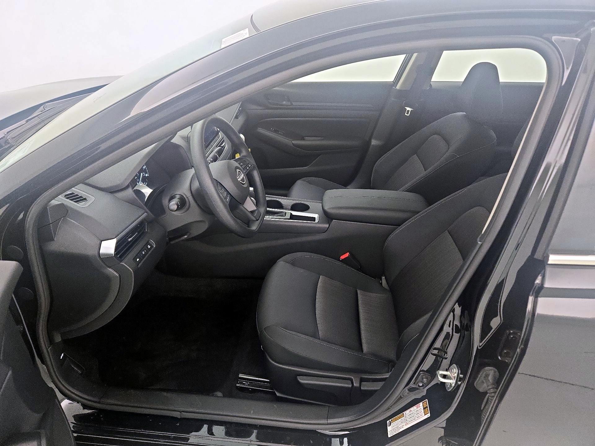 Thumbnail: 2025 Nissan Altima - 11