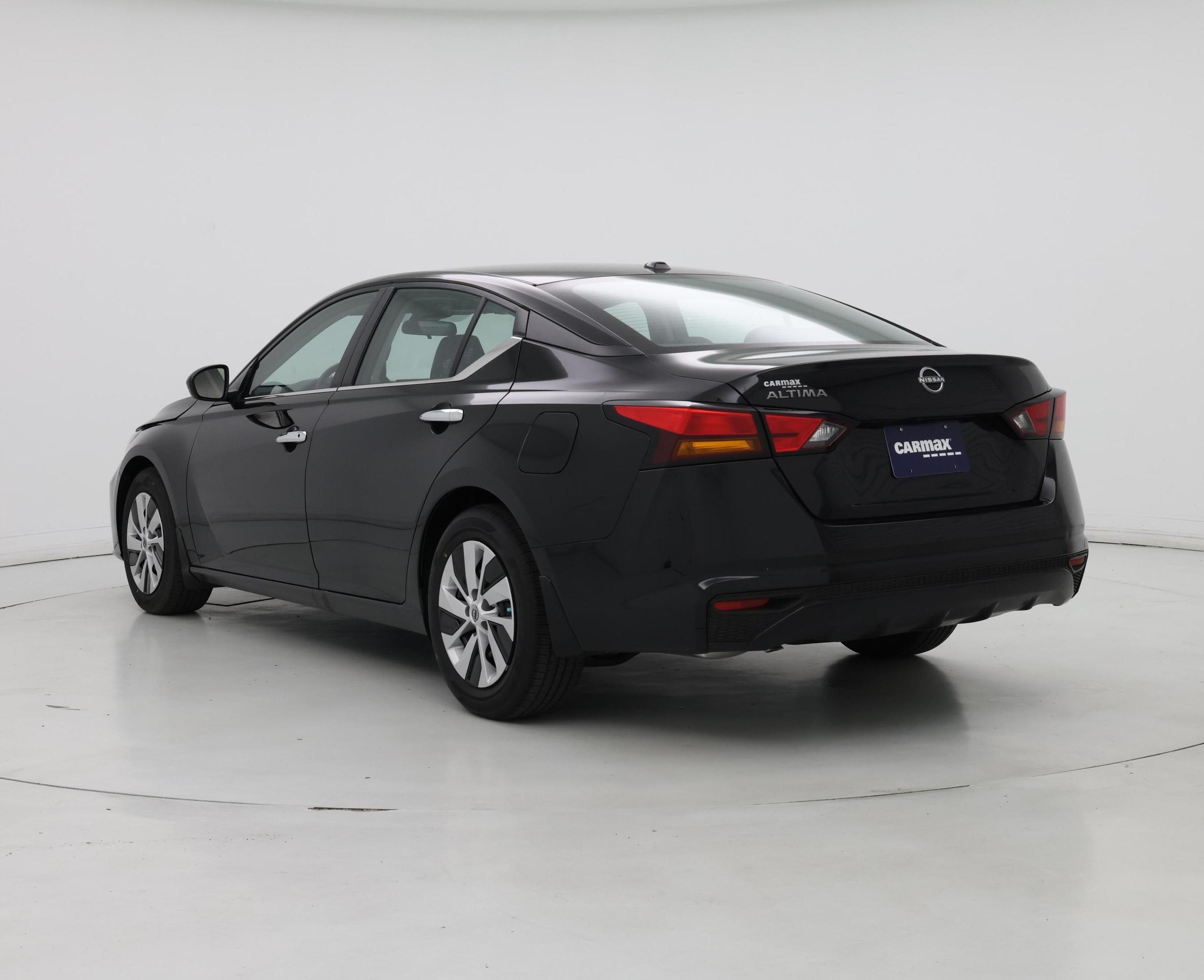 Thumbnail: 2025 Nissan Altima - 2
