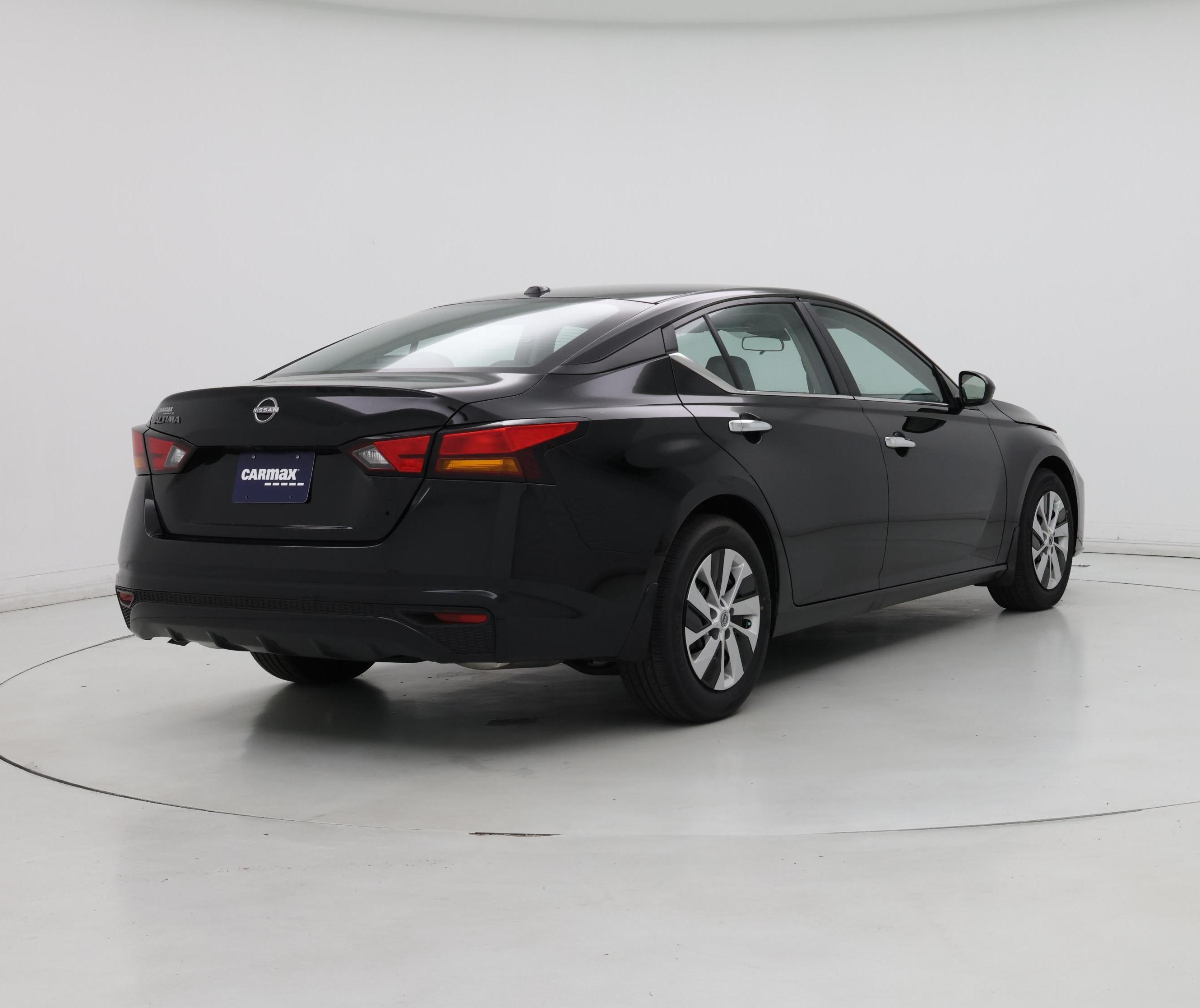 Thumbnail: 2025 Nissan Altima - 8
