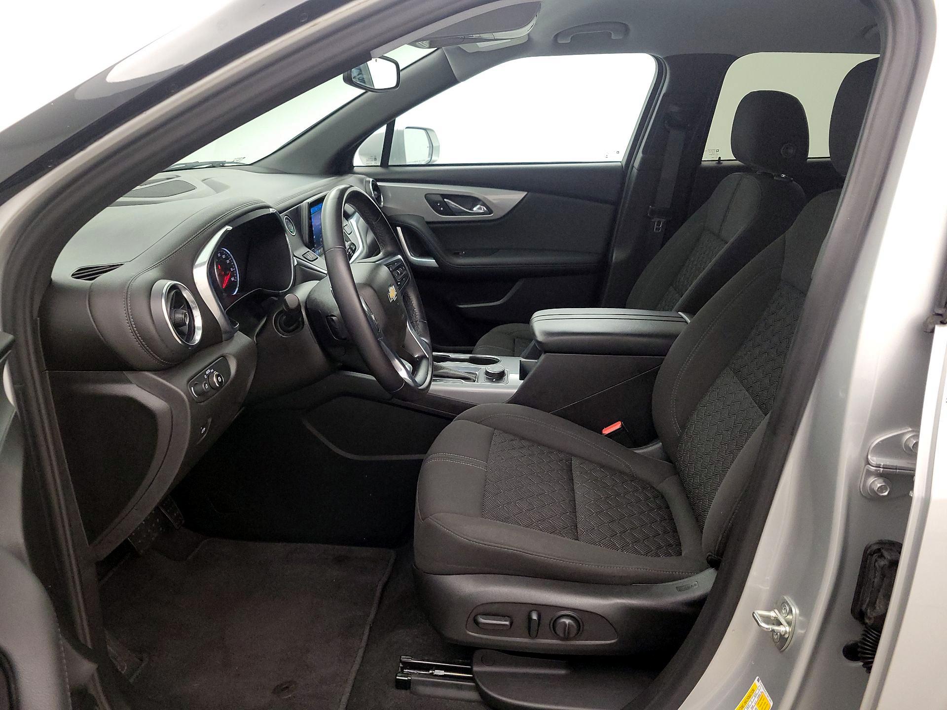 Thumbnail: 2020 Chevrolet Blazer - 11