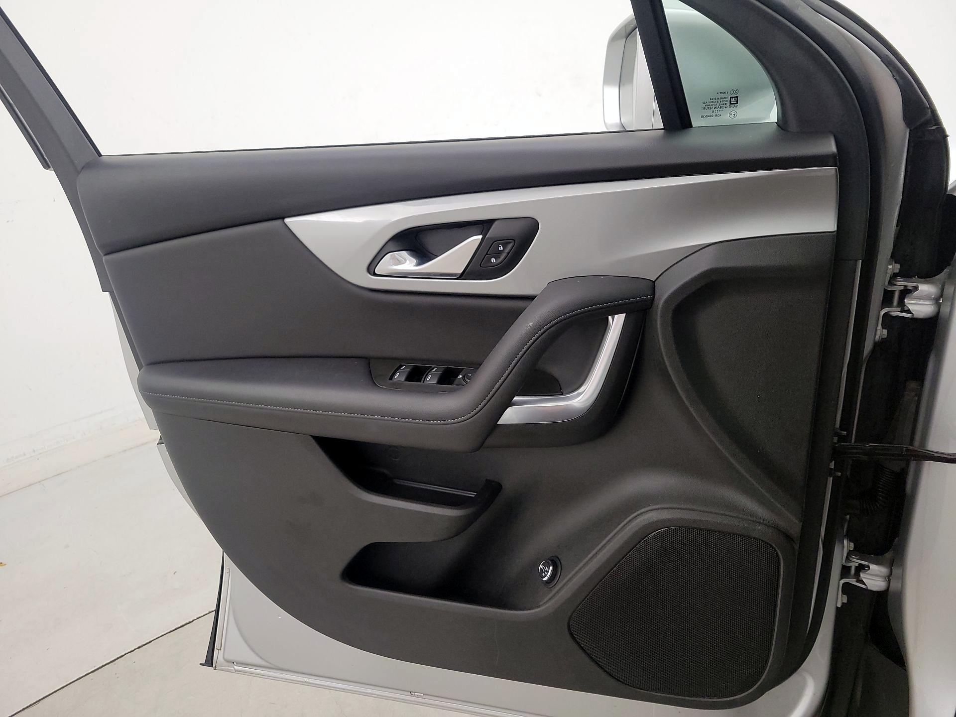 Thumbnail: 2020 Chevrolet Blazer - 12