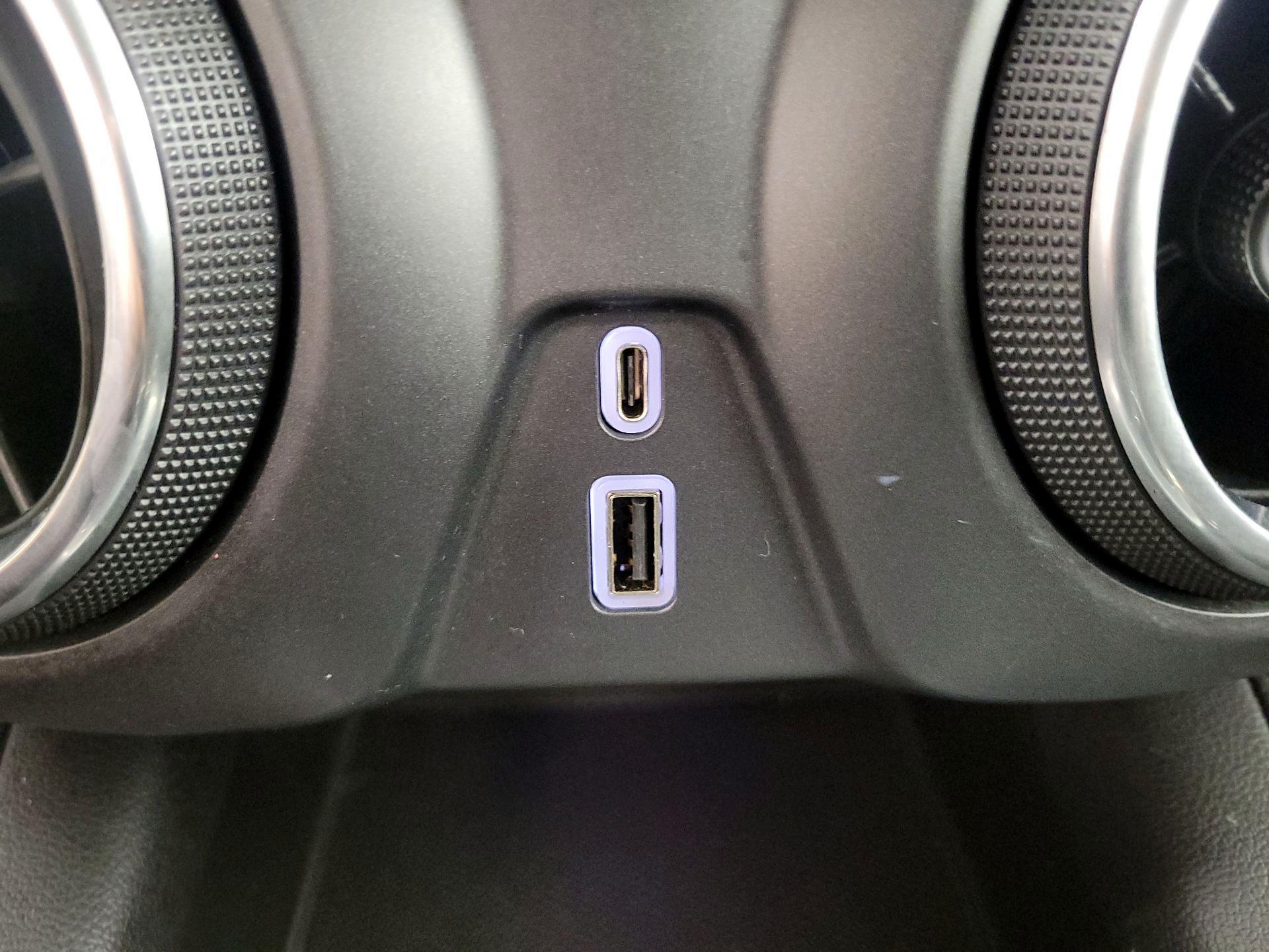 Thumbnail: 2020 Chevrolet Blazer - 18