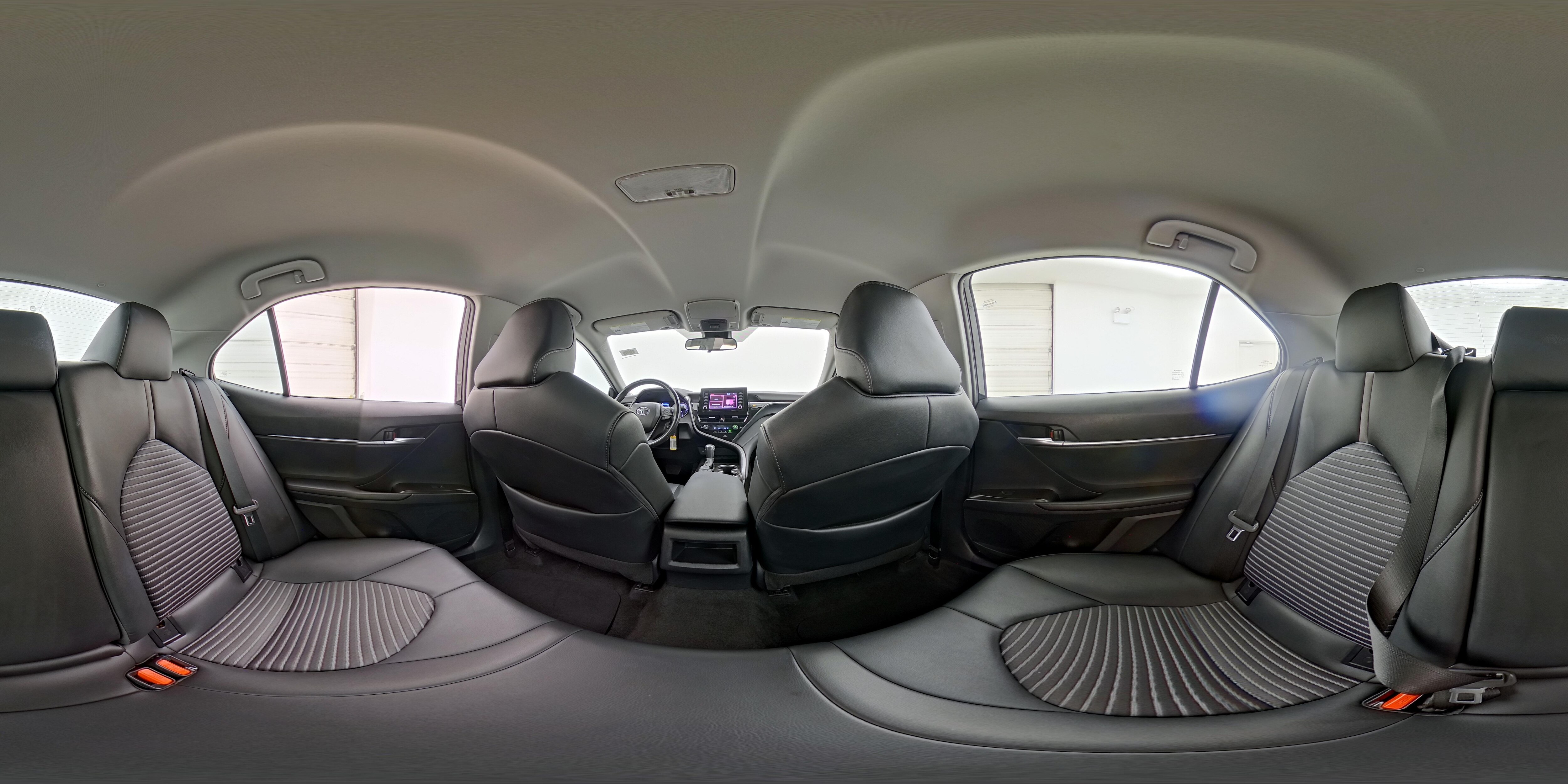 2024 Toyota Camry SE - Photo 25