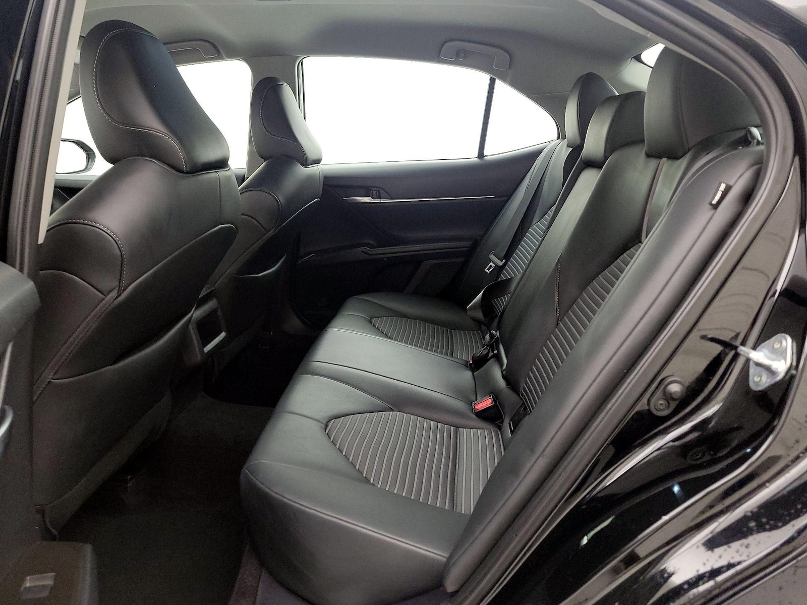 2024 Toyota Camry SE - Photo 20
