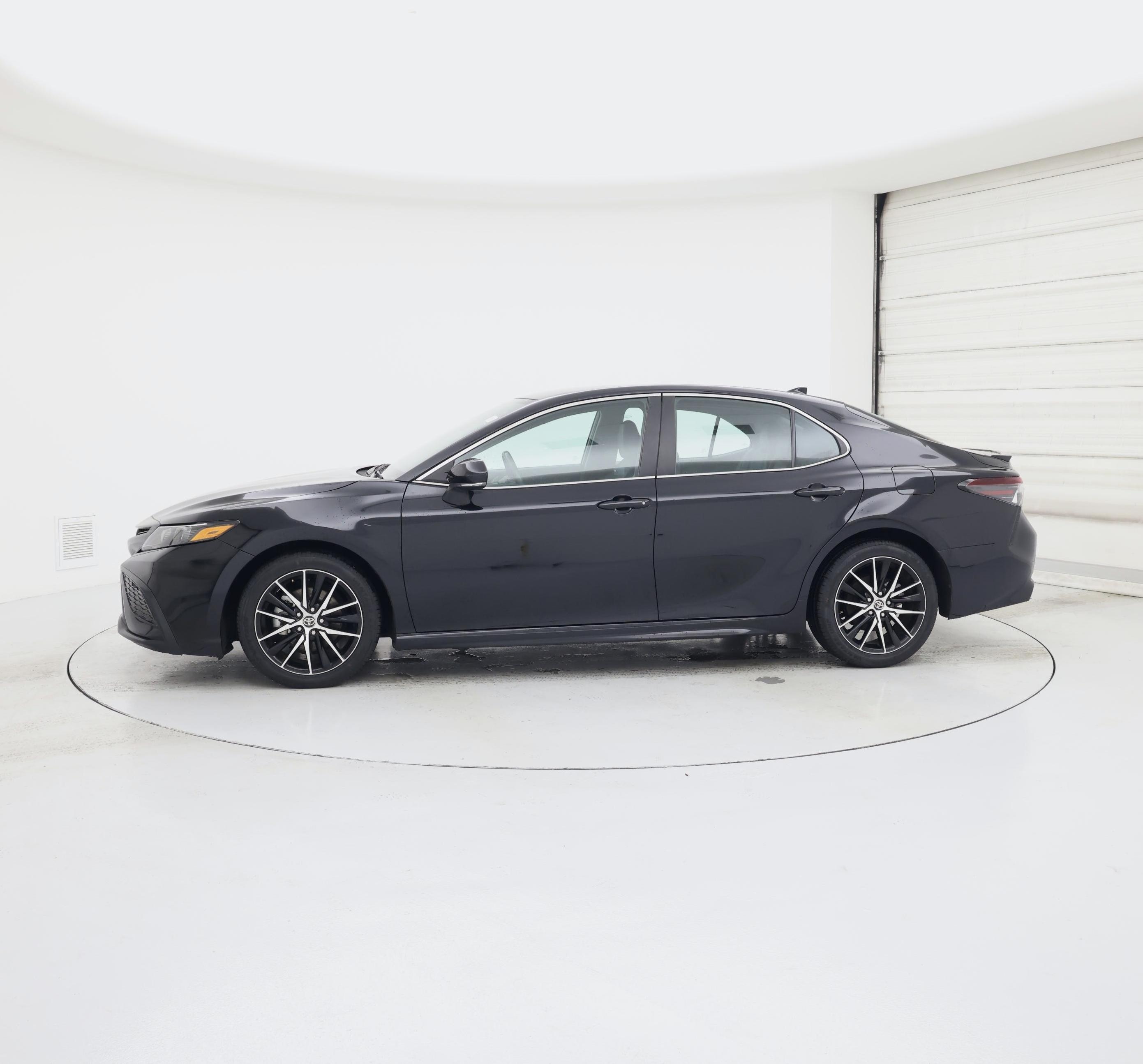 Thumbnail: 2024 Toyota Camry - 3