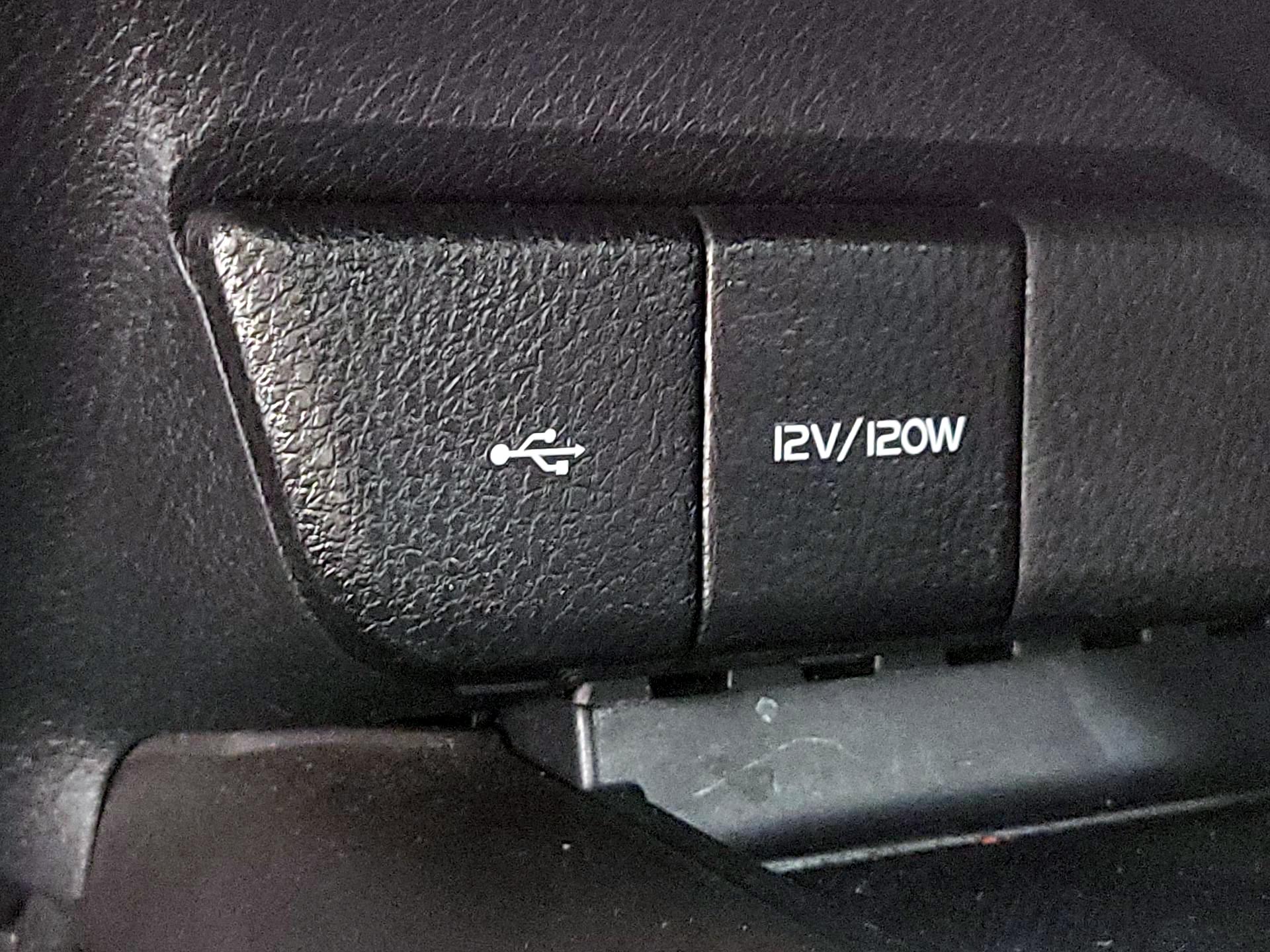 Thumbnail: 2023 Toyota Camry - 18