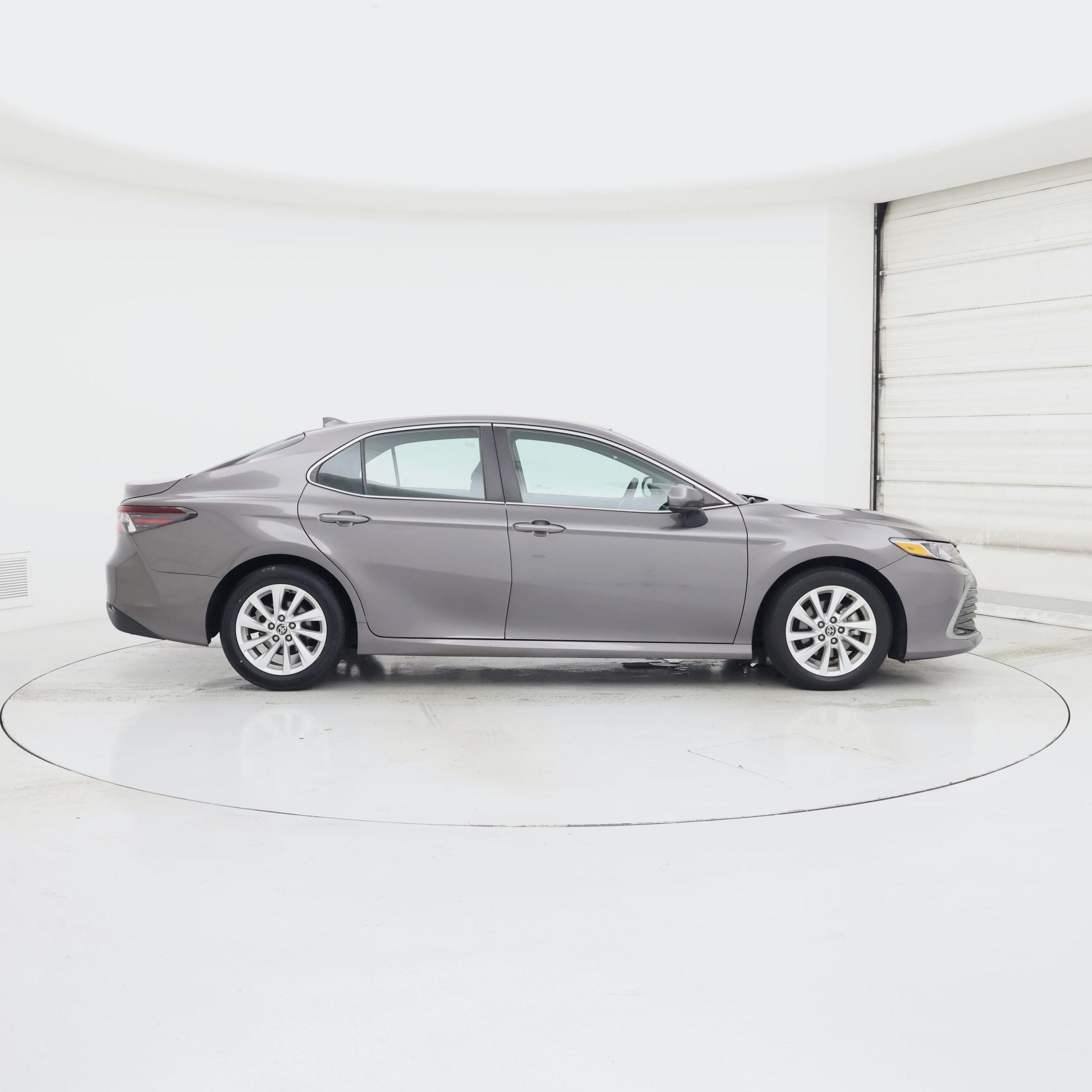 Thumbnail: 2023 Toyota Camry - 7