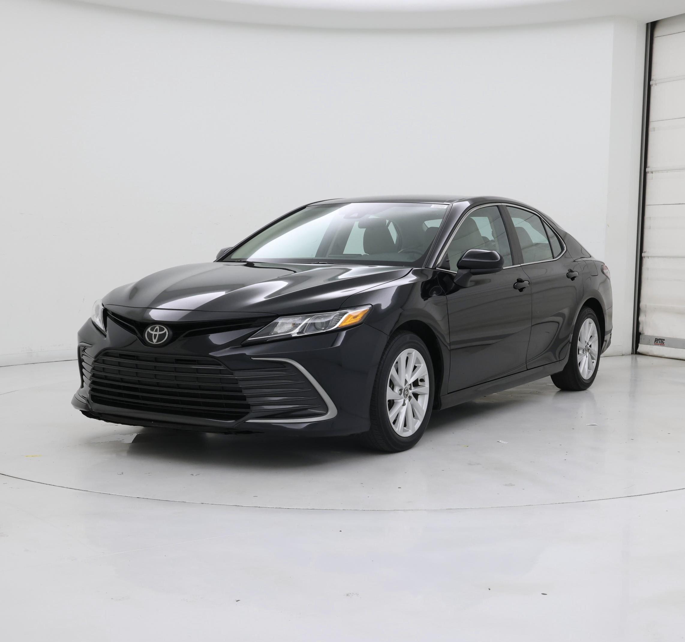 Thumbnail: 2023 Toyota Camry - 4
