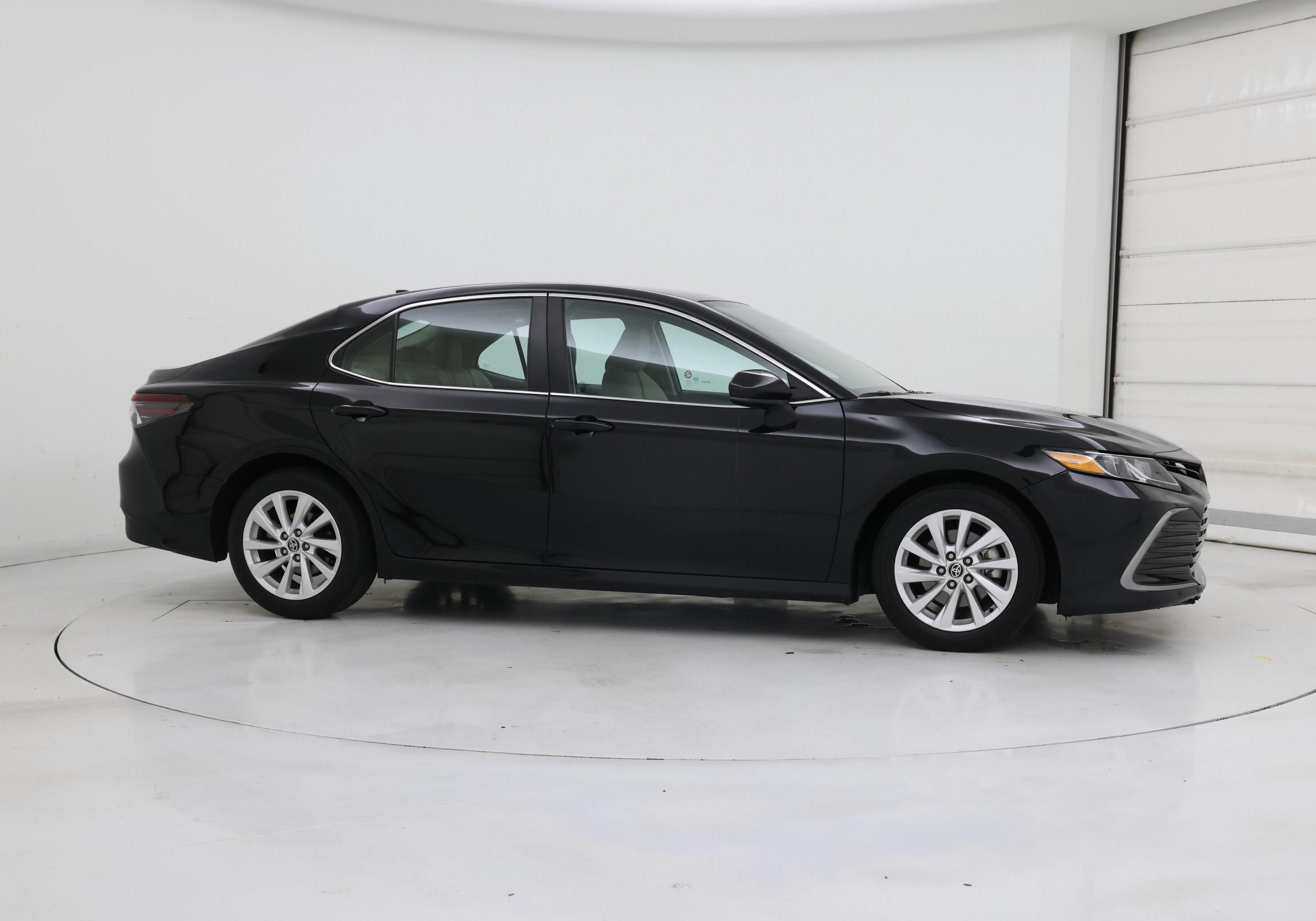 Thumbnail: 2023 Toyota Camry - 7