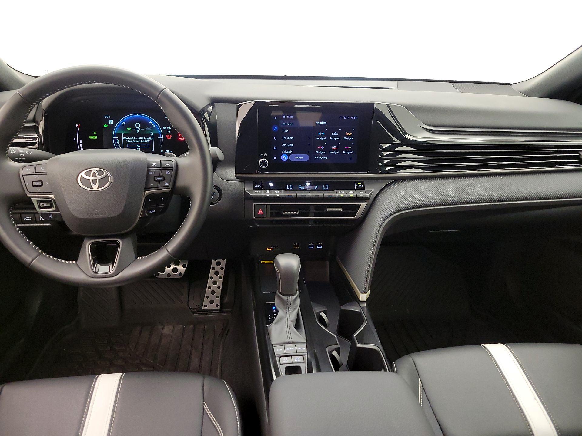 Thumbnail: 2025 Toyota Camry - 9