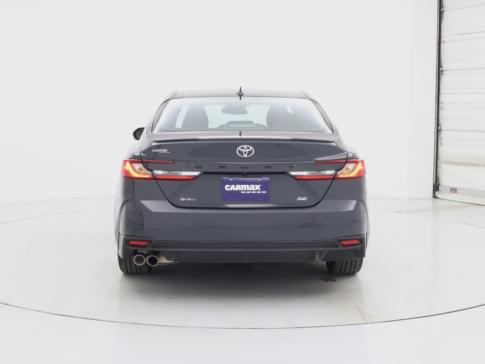 2025 Toyota Camry SE - Photo 7